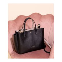 【トッカ / TOCCA】シンプルでリュクスなたたずまいの牛床革バッグなど、おすすめ!注目の人気トレンドファッションアイテム 人気、トレンドファッション・服の通販 founy(ファニー) 【トッカ/TOCCA】 トレンドファッション・スタイル  Fashion Trends ブランド Brand ファッション Fashion レディースファッション WOMEN バッグ Bag アウター Coat Outerwear ボレロ Bolero jackets ショルダー シンプル 財布 フェミニン フォーマル ポケット リュクス 冬 Winter A/W・秋冬 AW・Autumn/Winter・FW・Fall-Winter 2022年 2022 2022-2023秋冬・A/W AW/Autumn/Winter//FW/Fall-Winter/2022-2023 送料無料 Free Shipping リボン カシミヤ ボレロ 洗える |ID:stp329100000001829