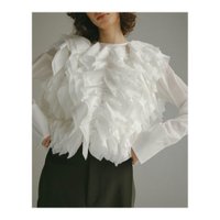 【叶う大人の着映えブラウス ハー 人気通販 / HER. /A flattering blouse for adults】同素材のフリルを幾重にも重ねた繊細なブラウスなど、おすすめ!注目の人気トレンド、レディースファッションの通販アイテム 人気、トレンドファッション・服の通販 founy(ファニー) 【ハー/HER.】 トレンドファッション・スタイル  Fashion Trends ファッション、ブランド PICK UP! Fashion Brand Pick Up ファッション Fashion レディースファッション WOMEN トップス・カットソー Tops/Tshirt シャツ/ブラウス Shirts/Blouses おすすめ Recommend ジャケット Jacket スリーブ Sleeve フリル Frills ロング Long NEW・新作・新着・新入荷 New Arrivals |ID:stp329100000004879