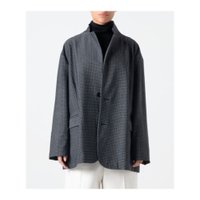 【おすすめの厳選アウター コグ ザビッグスモーク 人気通販 / COGTHEBIGSMOKE Recommended carefully selected outerwear】着心地のよさとマスキュリンな雰囲気を両立 マスキュリンなデザインながら、袖まくりで絶妙に女っぽい雰囲気で着こなせるジャケットなど、おすすめ!注目の人気トレンド、レディースファッションの通販アイテム 人気、トレンドファッション・服の通販 founy(ファニー) 【コグ ザビッグスモーク/COGTHEBIGSMOKE】 トレンドファッション・スタイル  Fashion Trends ファッション、ブランド PICK UP! Fashion Brand Pick Up ファッション Fashion レディースファッション WOMEN アウター Coat Outerwear ジャケット Jackets コート Coats ダッフルコート Duffle Coats トレンチコート Trench Coats ジャケット Jacket ジャージ Jersey スタイリッシュ Stylish ツイード Tweed プリント Print ミニスカート Mini Skirt ワイド Wide キルト Quilt デニム Denim ドローストリング Drawstring ヴィンテージ Vintage ショート Short スリット Slit ダッフルコート Duffel Coat メルトン Melton 軽量 Lightweight オケージョン Occasion コンパクト Compact サテン Satin ストレッチ Stretch フラップ Flap |ID:stp329100000005120