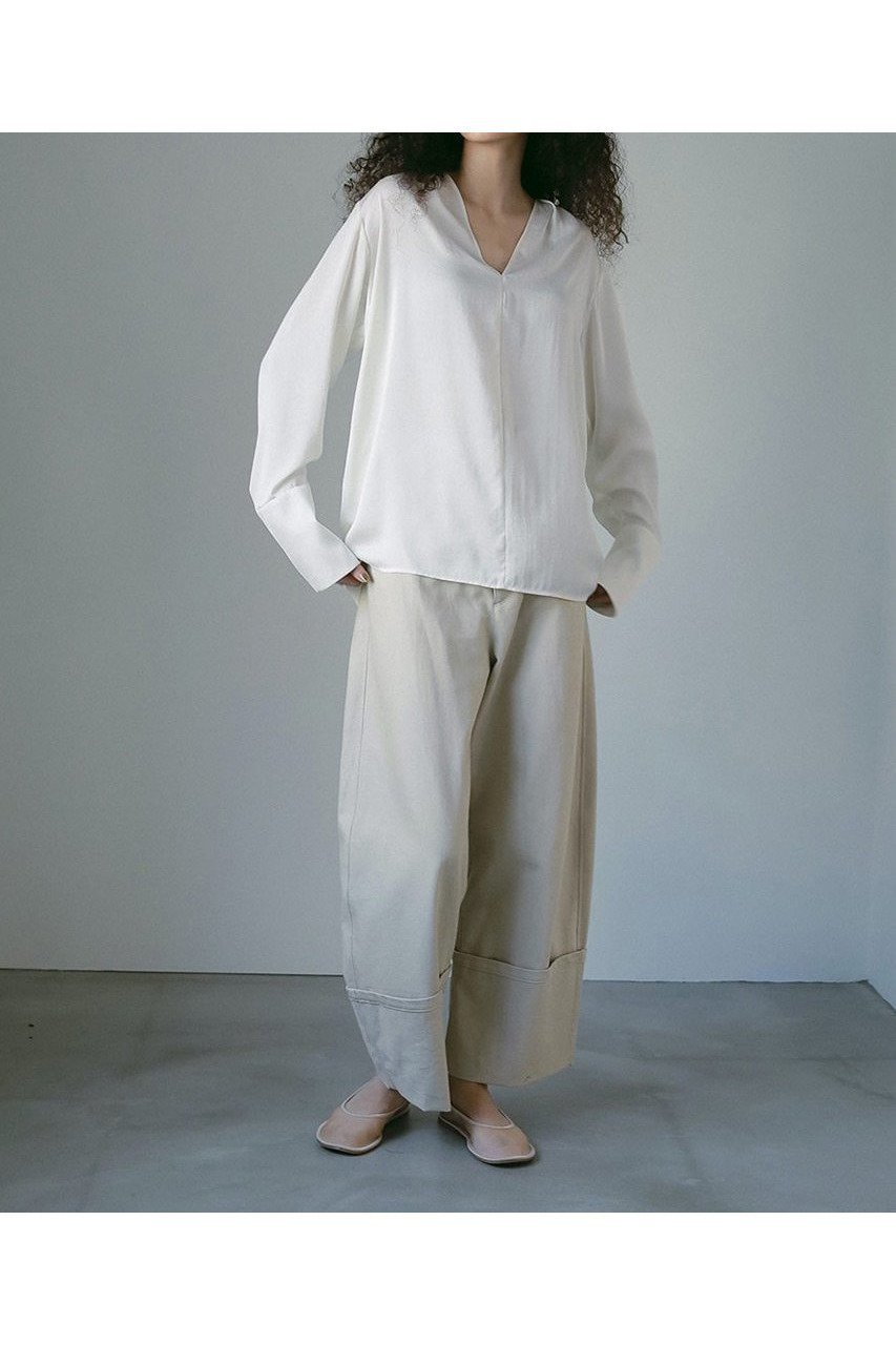 ナチュラル素材が心地よい、旬バランスのカーブパンツ 人気、トレンドファッション・服の通販 founy(ファニー) 【ハー/HER.】 トレンドファッション・スタイル  Fashion Trends ファッション、ブランド PICK UP! Fashion Brand Pick Up ファッション Fashion レディースファッション WOMEN パンツ Pants オーガニック Organic タンブラー Tumbler トレンド Trend バランス Balance ロールアップ Roll Up |ID:prp329100004478968
