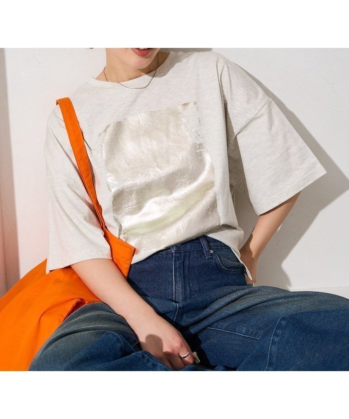 箔プリントが目を引くビッグシルエットTシャツ【FREAK'S STORE 限定展開】 人気、トレンドファッション・服の通販 founy(ファニー) 【フリークスストア/FREAK'S STORE】 トレンドファッション・スタイル  Fashion Trends ファッション、ブランド PICK UP! Fashion Brand Pick Up ファッション Fashion レディースファッション WOMEN トップス・カットソー Tops/Tshirt シャツ/ブラウス Shirts/Blouses 2025年 2025 2025春夏・S/S Ss,Spring/Summer,2025 プリント Print 半袖 Short Sleeve 夏 Summer S/S・春夏 Ss・Spring/Summer |ID:prp329100004421758