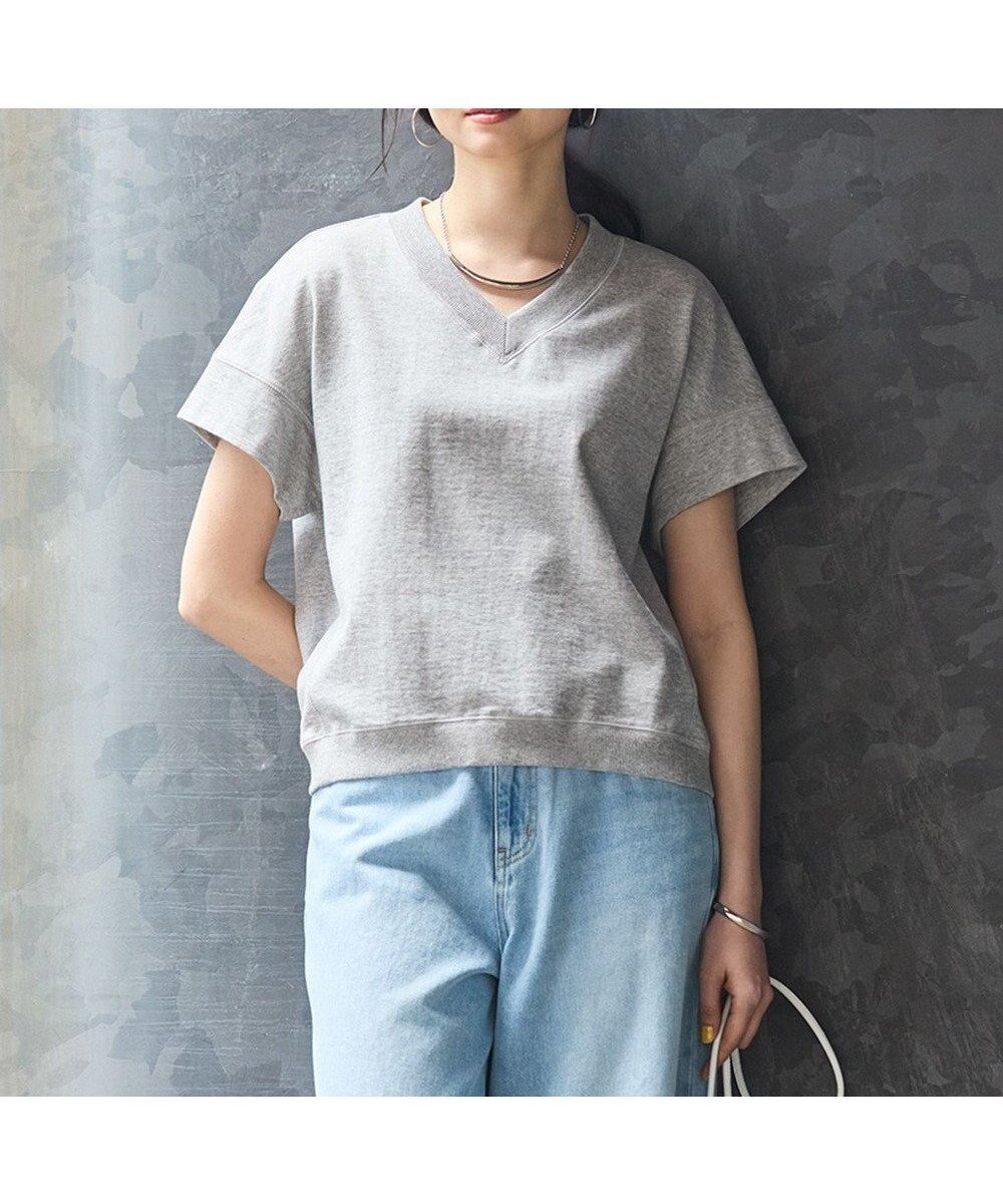 抜け感Vネックで魅せる大人のカットソー 人気、トレンドファッション・服の通販 founy(ファニー) 【23区/NIJYUSANKU】 トレンドファッション・スタイル  Fashion Trends ファッション、ブランド PICK UP! Fashion Brand Pick Up ファッション Fashion レディースファッション WOMEN トップス・カットソー Tops/Tshirt シャツ/ブラウス Shirts/Blouses ロング / Tシャツ T-Shirts カットソー Cut and Sewn Vネック V-Neck 春 Spring カットソー Cut And Sew ランダム Random S/S・春夏 Ss・Spring/Summer NEW・新作・新着・新入荷 New Arrivals 夏 Summer 2025年 2025 2025春夏・S/S Ss,Spring/Summer,2025 |ID:prp329100004552074
