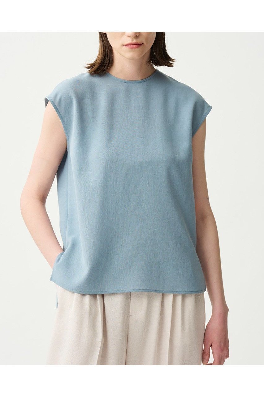 ミニマルなデザインが魅力のノースリーブブラウス 人気、トレンドファッション・服の通販 founy(ファニー) 【アンクレイヴ/uncrave】 トレンドファッション・スタイル  Fashion Trends ファッション、ブランド PICK UP! Fashion Brand Pick Up ファッション Fashion レディースファッション WOMEN トップス・カットソー Tops/Tshirt キャミソール / ノースリーブ No Sleeves シャツ/ブラウス Shirts/Blouses スリット Slit ノースリーブ No Sleeve NEW・新作・新着・新入荷 New Arrivals 洗える Washable |ID:prp329100004555547