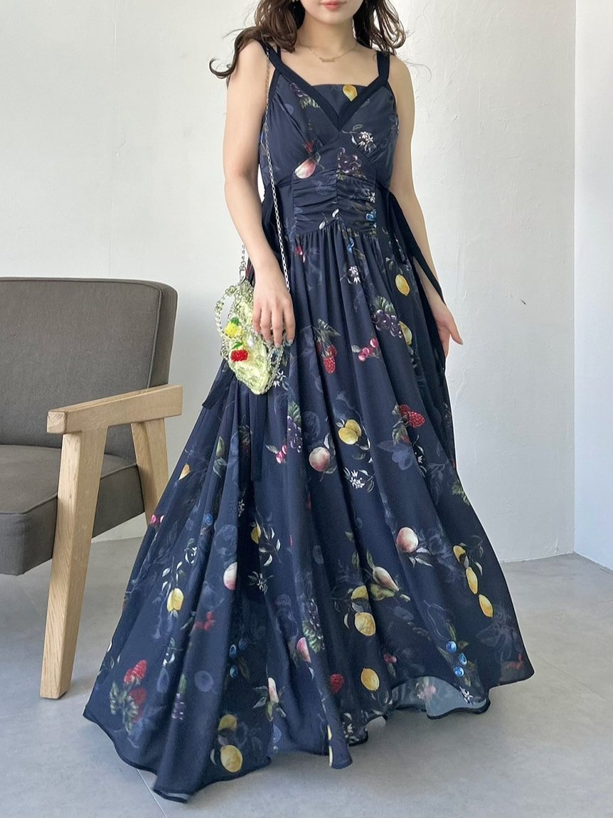 リゾート気分を高める カラフルなフルーツプリントの軽やかキャミワンピース 人気、トレンドファッション・服の通販 founy(ファニー) 【フレイ アイディー/FRAY I.D】 トレンドファッション・スタイル  Fashion Trends ファッション、ブランド PICK UP! Fashion Brand Pick Up ファッション Fashion レディースファッション WOMEN ワンピース Dress キャミワンピース No Sleeve Dresses ウォッシャブル Washable |ID:prp329100004515443