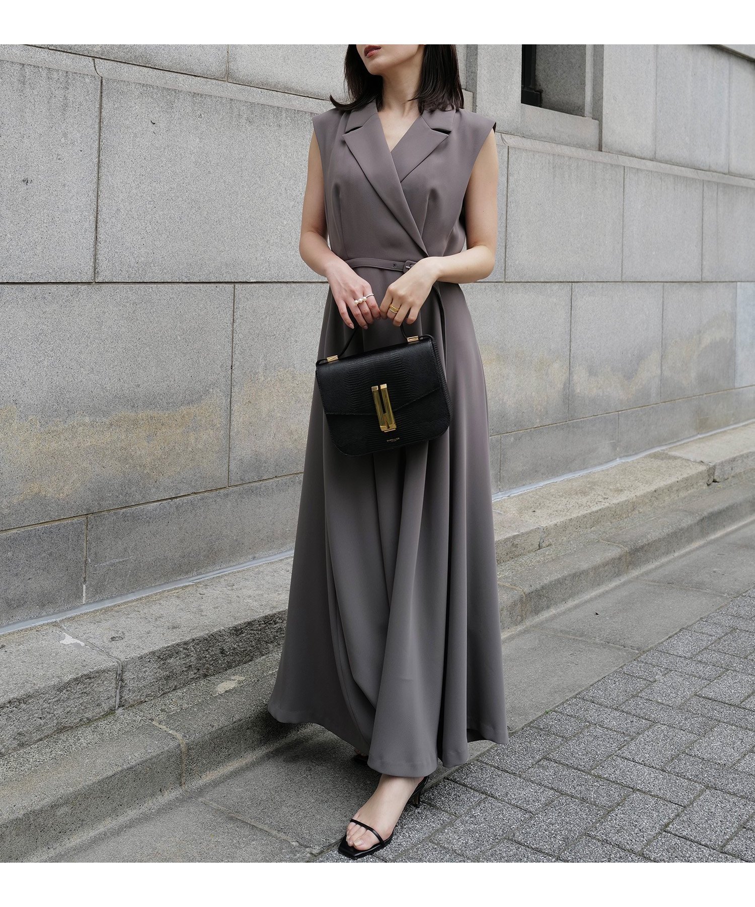 上品さと軽やかさを兼ね備えたダブルサテンワンピース 人気、トレンドファッション・服の通販 founy(ファニー) 【アニュアンス/anuans】 トレンドファッション・スタイル  Fashion Trends ファッション、ブランド PICK UP! Fashion Brand Pick Up ファッション Fashion レディースファッション WOMEN ワンピース Dress インナー Inner エアリー Airy 春 Spring サテン Satin シンプル Simple ストレッチ Stretch とろみ Thickness ダブル Double トレンド Trend ドレープ Drape フェミニン Feminine フレア Flare マニッシュ Mannish エレガント 上品 Elegant |ID:prp329100004554185