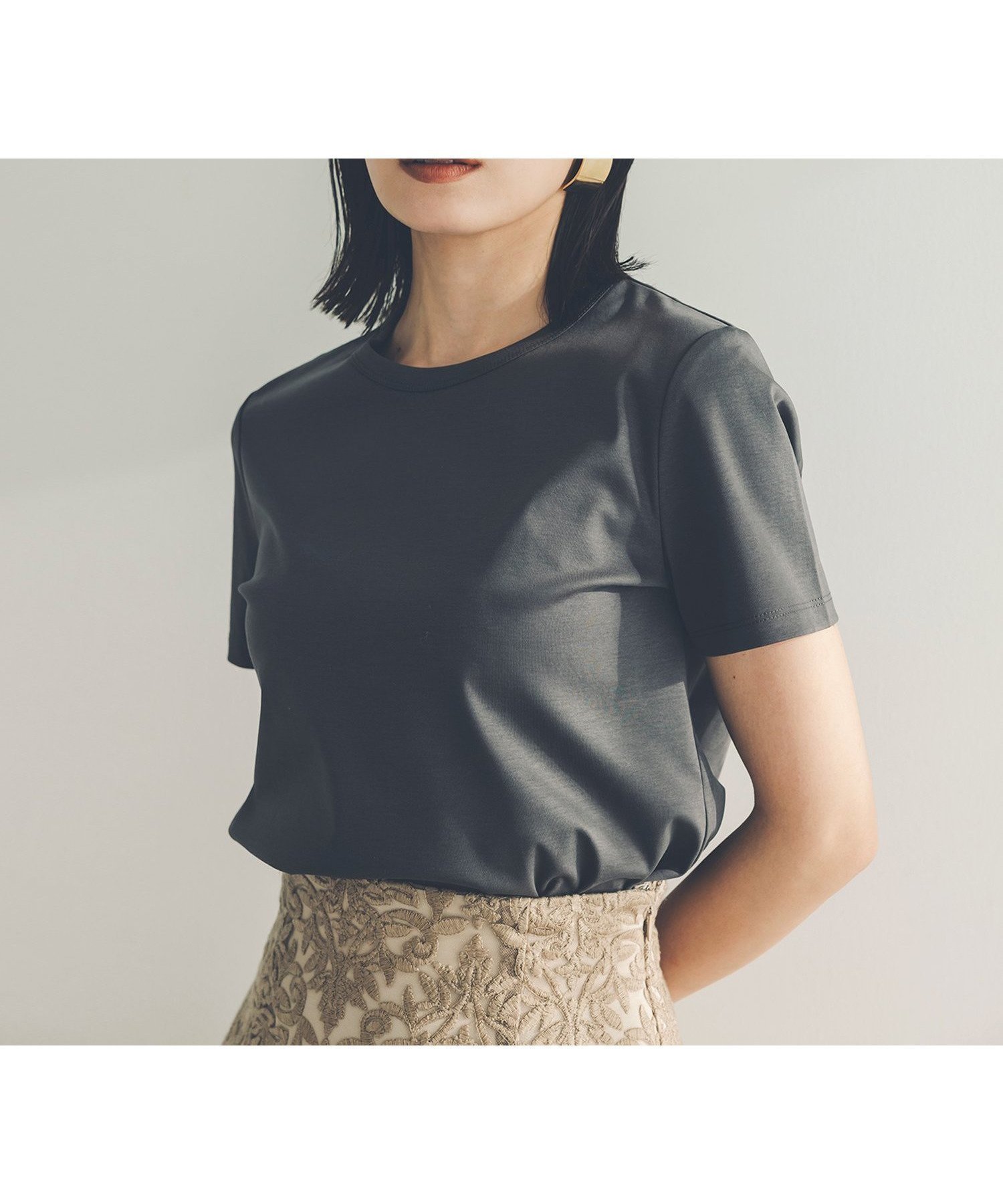 究極の肌触りを叶える シルクタッチコットンUネックTシャツ 人気、トレンドファッション・服の通販 founy(ファニー) 【アニュアンス/anuans】 トレンドファッション・スタイル  Fashion Trends ファッション、ブランド PICK UP! Fashion Brand Pick Up ファッション Fashion レディースファッション WOMEN シルク Silk シルケット Mercerization 定番 Standard バランス Balance プレート Plate ベーシック Basic 半袖 Short Sleeve エレガント 上品 Elegant |ID:prp329100004531759
