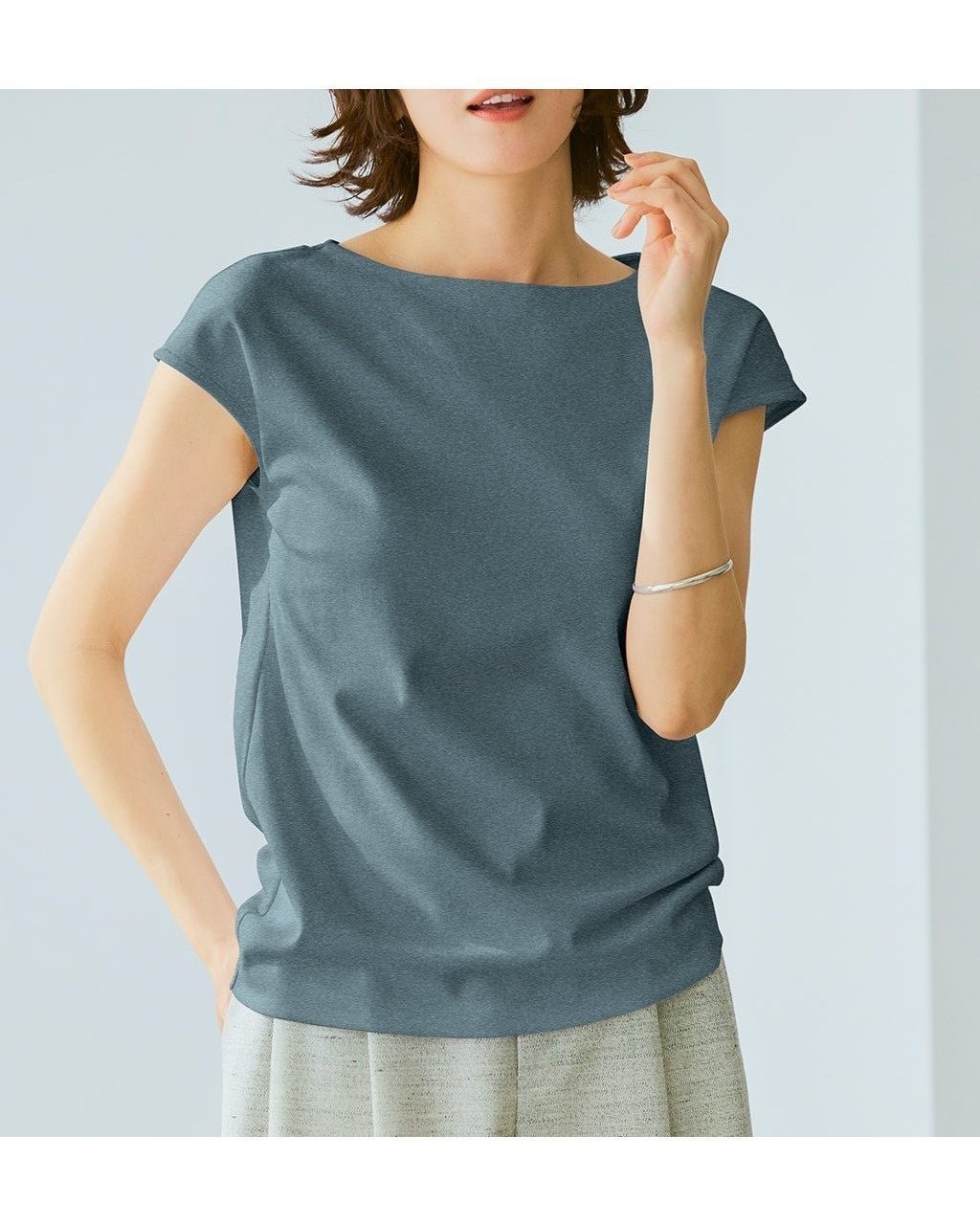 進化したスーピマコットンTシャツで叶える 上品で涼やかな大人の夏スタイル 人気、トレンドファッション・服の通販 founy(ファニー) 【ドゥクラッセ/DoCLASSE】 トレンドファッション・スタイル  Fashion Trends ファッション、ブランド PICK UP! Fashion Brand Pick Up ファッション Fashion レディースファッション WOMEN トップス・カットソー Tops/Tshirt シャツ/ブラウス Shirts/Blouses ロング / Tシャツ T-Shirts カットソー Cut and Sewn インナー Inner カシミヤ Cashmere カットソー Cut And Sew シンプル Simple ジャケット Jacket スリーブ Sleeve ダブル Double デニム Denim 定番 Standard なめらか Smooth 人気 Popularity パール Pearl フレンチ French フロント Front ベーシック Basic 半袖 Short Sleeve NEW・新作・新着・新入荷 New Arrivals おすすめ Recommend 夏 Summer ビジネス 仕事 通勤 Business |ID:prp329100004522377