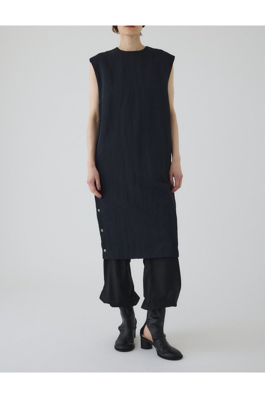 大胆なスリットが魅せるサイドオープンワンピース 人気、トレンドファッション・服の通販 founy(ファニー) 【リムアーク/RIM.ARK】 トレンドファッション・スタイル  Fashion Trends ファッション、ブランド PICK UP! Fashion Brand Pick Up ファッション Fashion レディースファッション WOMEN ワンピース Dress チュニック Tunic おすすめ Recommend シンプル Simple スリット Slit チュニック Tunic ツイル Twill ドット Dot ロング Long NEW・新作・新着・新入荷 New Arrivals |ID:prp329100004563677