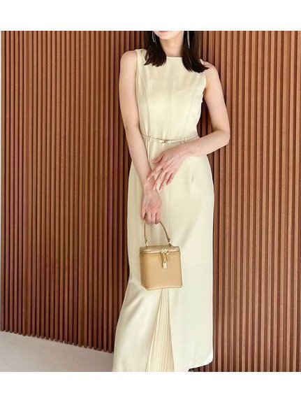 美シルエットを叶える　ベルティッドデザインのIラインワンピース 人気、トレンドファッション・服の通販 founy(ファニー) 【スナイデル/SNIDEL】 トレンドファッション・スタイル  Fashion Trends ファッション、ブランド PICK UP! Fashion Brand Pick Up ファッション Fashion レディースファッション WOMEN ワンピース Dress おすすめ Recommend イエロー Yellow ウェーブ Wave エレガント 上品 Elegant シンプル Simple センター Center プリーツ Pleats ミックス Mix リュクス Luxe |ID:prp329100004562824