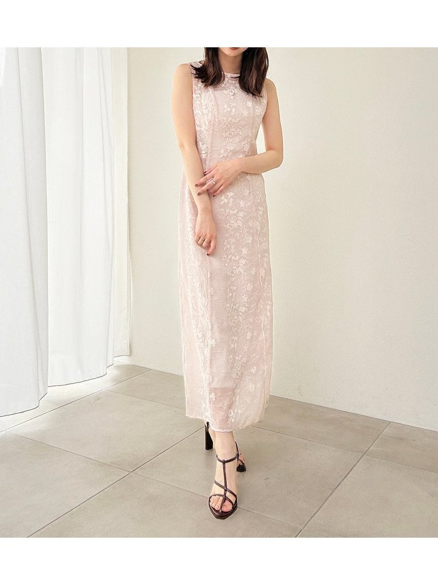 刺繍と透け感が美しい　二通りの表情を楽しめるシアーレイヤードドレス 人気、トレンドファッション・服の通販 founy(ファニー) 【スナイデル/SNIDEL】 トレンドファッション・スタイル  Fashion Trends ファッション、ブランド PICK UP! Fashion Brand Pick Up ファッション Fashion レディースファッション WOMEN ワンピース Dress ドレス Party Dresses ウェーブ Wave キャミソール Camisole シアー Sheer ジョーゼット Georgette ストレート Straight ノースリーブ No Sleeve パターン Pattern フォーマル Formal ボタニカル Botanical ラップ Wrap リボン Ribbon |ID:prp329100004562828