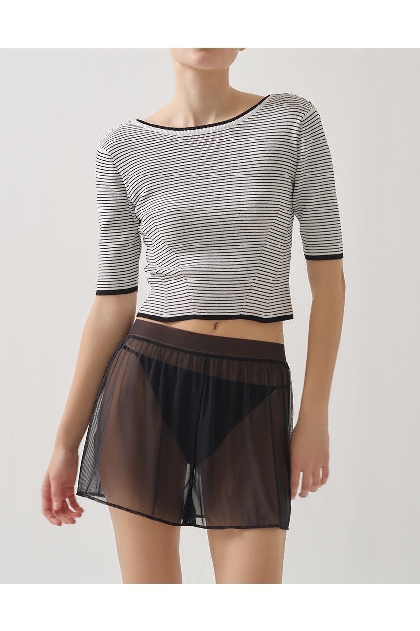 【ナイスナイスモーメント / NICENICE MOMENT】背中を美しく魅せるラウンドネックインナー 人気、トレンドファッション・服の通販 founy(ファニー) 【ナイスナイスモーメント/NICENICE MOMENT】 トレンドファッション・スタイル  Fashion Trends ファッション、ブランド PICK UP! Fashion Brand Pick Up ファッション Fashion レディースファッション WOMEN トップス・カットソー Tops/Tshirt ニット Knit Tops シャツ/ブラウス Shirts/Blouses ロング / Tシャツ T-Shirts プルオーバー Pullover クロップド Cropped コンパクト Compact フィット Fit フロント Front ラウンド Round NEW・新作・新着・新入荷 New Arrivals |ID:prp329100004563522