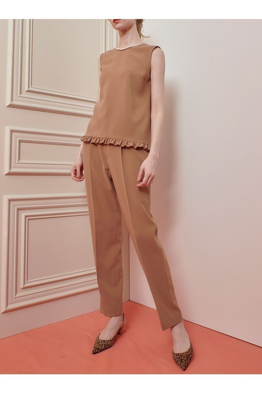 きちんと感と着まわし力を両立 「LOULOU WILLOUGHBY」テーパードパンツ 人気、トレンドファッション・服の通販 founy(ファニー) 【アルアバイル/allureville】 トレンドファッション・スタイル  Fashion Trends ファッション、ブランド PICK UP! Fashion Brand Pick Up ファッション Fashion レディースファッション WOMEN パンツ Pants バッグ Bag おすすめ Recommend ジャケット Jacket セットアップ Set Up メンズ Mens 定番 Standard NEW・新作・新着・新入荷 New Arrivals |ID:prp329100004565372