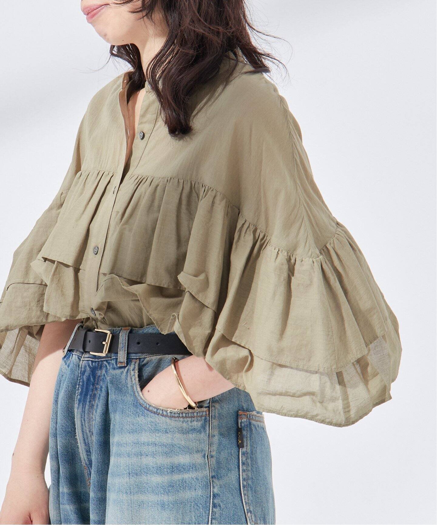甘すぎず上品に着こなせるフリルインド綿シャツ 人気、トレンドファッション・服の通販 founy(ファニー) 【ジャーナルスタンダード レサージュ/journal standard L'essage】 トレンドファッション・スタイル  Fashion Trends ファッション、ブランド PICK UP! Fashion Brand Pick Up ファッション Fashion レディースファッション WOMEN トップス・カットソー Tops/Tshirt シャツ/ブラウス Shirts/Blouses 2025年 2025 2025春夏・S/S Ss,Spring/Summer,2025 インド India オーガンジー Organdy フリル Frills ボトム Bottom |ID:prp329100004566024