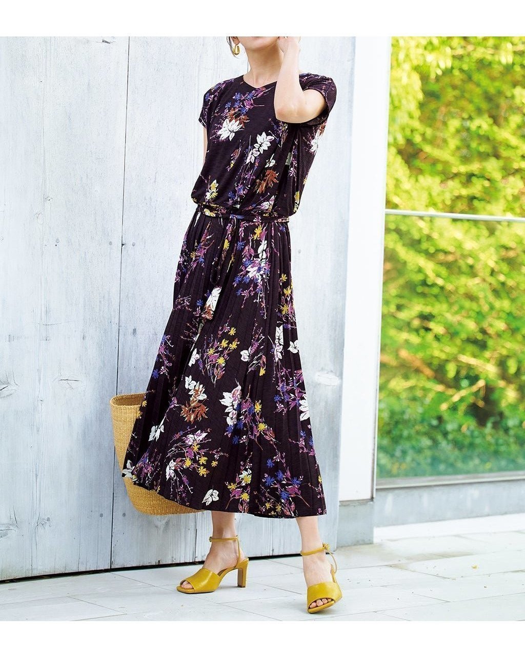 涼しさと華やかさを両立する UVスラブ・プリーツワンピース 人気、トレンドファッション・服の通販 founy(ファニー) 【ドゥクラッセ/DoCLASSE】 トレンドファッション・スタイル  Fashion Trends ファッション、ブランド PICK UP! Fashion Brand Pick Up ファッション Fashion レディースファッション WOMEN ワンピース Dress NEW・新作・新着・新入荷 New Arrivals カットソー Cut And Sew フォルム Form ブラウジング Browsing プリーツ Pleats 人気 Popularity 切替 Switching 夏 Summer 旅行 Travel |ID:prp329100004571980
