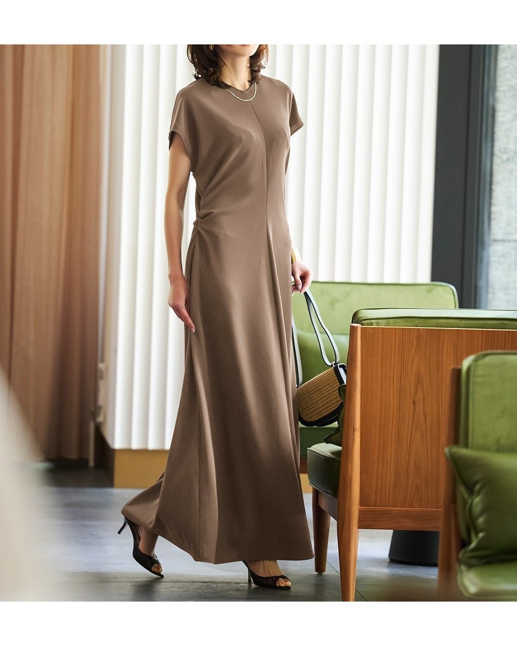 -3kg見えを叶える美ライン サイドギャザーワンピース 人気、トレンドファッション・服の通販 founy(ファニー) 【ドゥクラッセ/DoCLASSE】 トレンドファッション・スタイル  Fashion Trends ファッション、ブランド PICK UP! Fashion Brand Pick Up ファッション Fashion レディースファッション WOMEN ワンピース Dress Aラインワンピース A-line Dress NEW・新作・新着・新入荷 New Arrivals ギャザー Gather シンプル Simple ジョーゼット Georgette ストレッチ Stretch スリム Slim セットアップ Set Up フレンチ French ロング Long エレガント 上品 Elegant |ID:prp329100004572001
