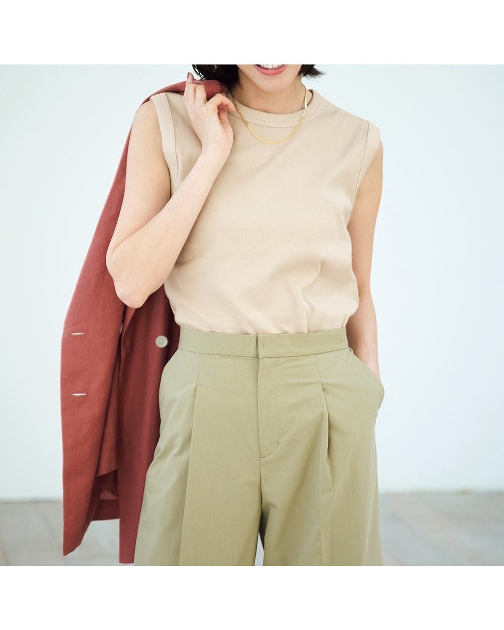細見えと着心地を両立 肩先カバーの美ラインノースリーブTシャツ 人気、トレンドファッション・服の通販 founy(ファニー) 【ドゥクラッセ/DoCLASSE】 トレンドファッション・スタイル  Fashion Trends ファッション、ブランド PICK UP! Fashion Brand Pick Up ファッション Fashion レディースファッション WOMEN トップス・カットソー Tops/Tshirt シャツ/ブラウス Shirts/Blouses ロング / Tシャツ T-Shirts カットソー Cut and Sewn NEW・新作・新着・新入荷 New Arrivals インナー Inner カッティング Cutting カットソー Cut And Sew テレコ Tereko ノースリーブ No Sleeve |ID:prp329100004571955