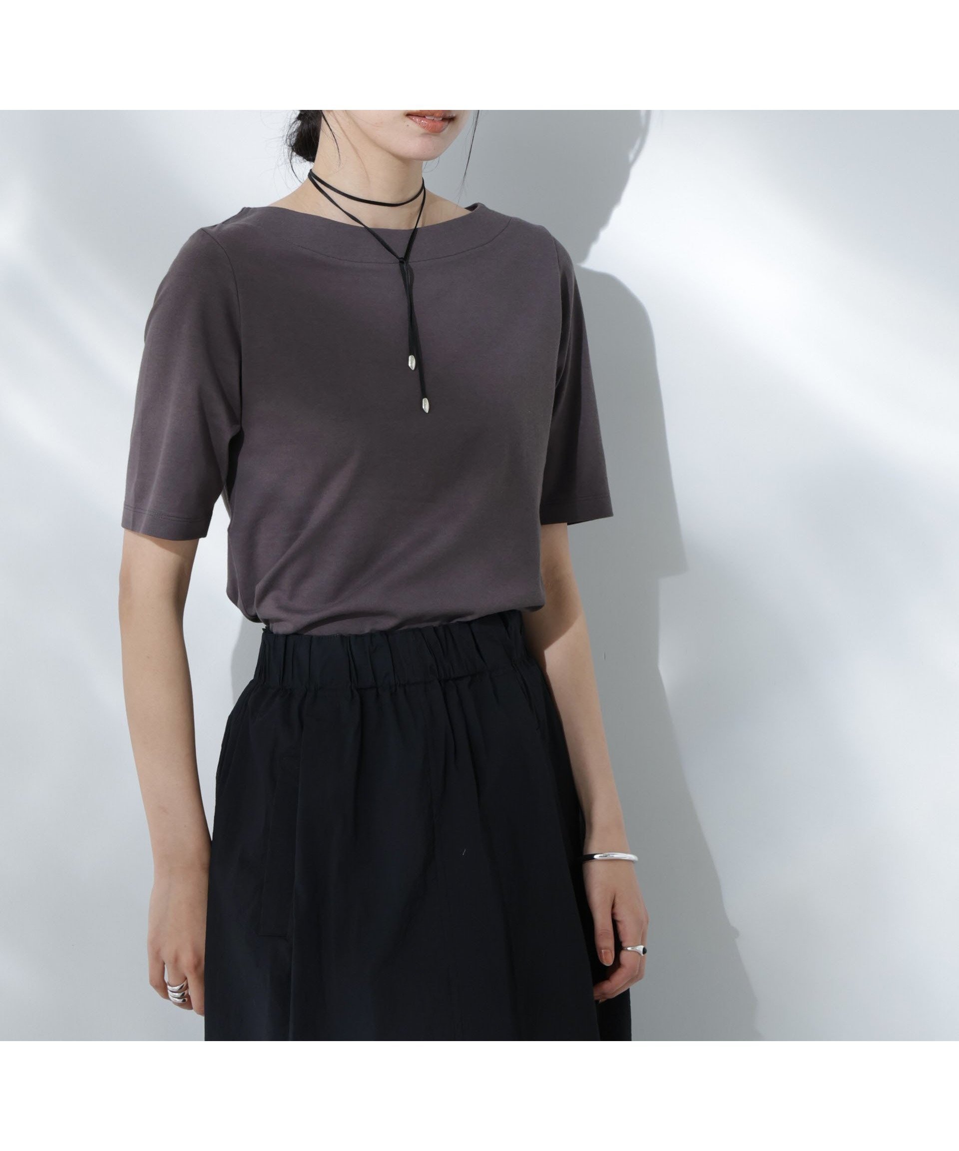 涼しさもきれいめも叶う 高機能ボートネックTシャツが再入荷! 人気、トレンドファッション・服の通販 founy(ファニー) 【ナノ ユニバース/nano universe】 トレンドファッション・スタイル  Fashion Trends ファッション、ブランド PICK UP! Fashion Brand Pick Up ファッション Fashion レディースファッション WOMEN トップス・カットソー Tops/Tshirt シャツ/ブラウス Shirts/Blouses ロング / Tシャツ T-Shirts 吸水 Water Absorption 定番 Standard 人気 Popularity 再入荷 Restock/Back In Stock/Re Arrival 2025年 2025 2025春夏・S/S Ss,Spring/Summer,2025 |ID:prp329100004484599