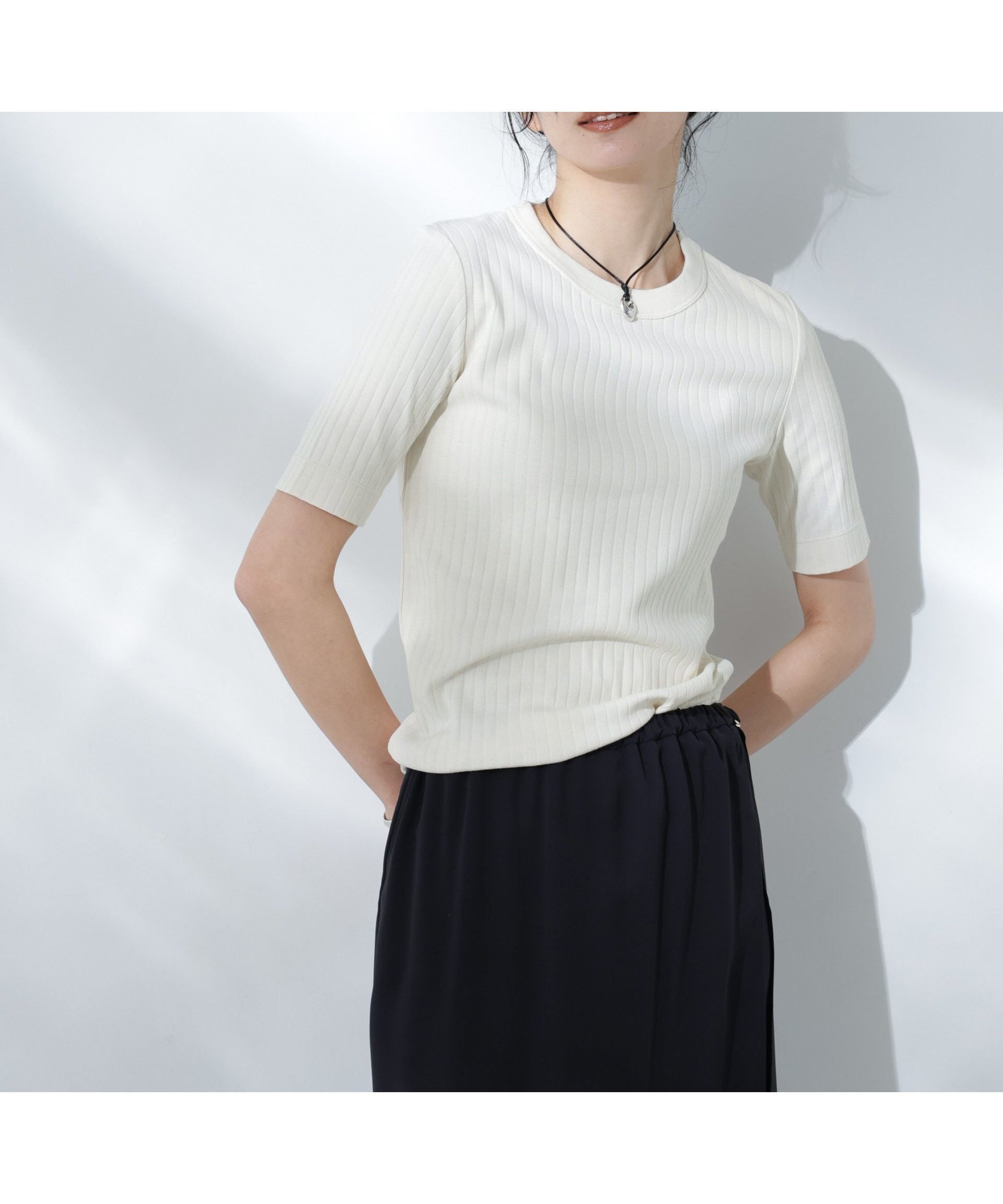 快適さときれい見えを両立 汗ジミ防止リブTシャツが再入荷! 人気、トレンドファッション・服の通販 founy(ファニー) 【ナノ ユニバース/nano universe】 トレンドファッション・スタイル  Fashion Trends ファッション、ブランド PICK UP! Fashion Brand Pick Up ファッション Fashion レディースファッション WOMEN トップス・カットソー Tops/Tshirt シャツ/ブラウス Shirts/Blouses ロング / Tシャツ T-Shirts コンパクト Compact 吸水 Water Absorption ストレート Straight 定番 Standard 人気 Popularity 再入荷 Restock/Back In Stock/Re Arrival エレガント 上品 Elegant 2025年 2025 2025春夏・S/S Ss,Spring/Summer,2025 |ID:prp329100004526299