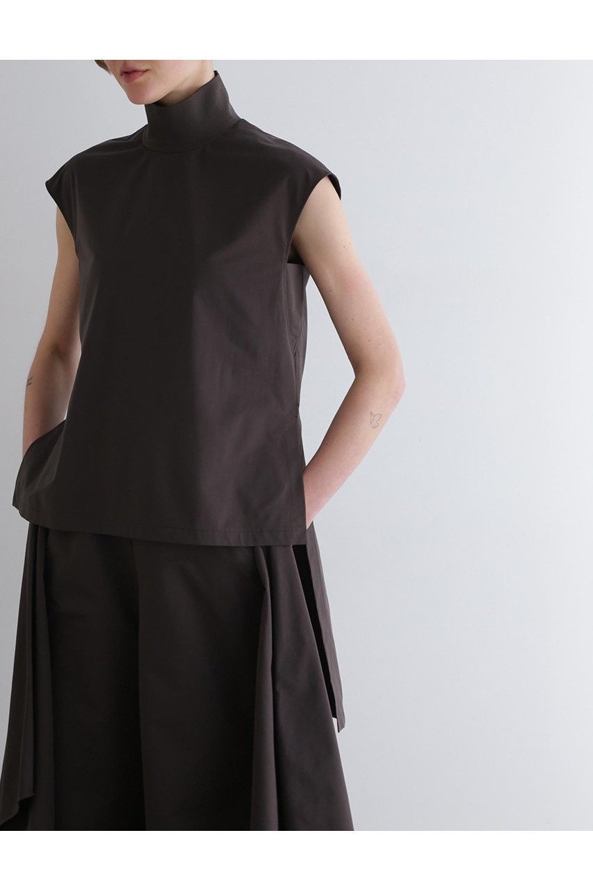 洗練されたシンプル美 直線カッティングのジャージブラウス 人気、トレンドファッション・服の通販 founy(ファニー) 【ル フィル/LE PHIL】 トレンドファッション・スタイル  Fashion Trends ファッション、ブランド PICK UP! Fashion Brand Pick Up ファッション Fashion レディースファッション WOMEN トップス・カットソー Tops/Tshirt キャミソール / ノースリーブ No Sleeves シャツ/ブラウス Shirts/Blouses おすすめ Recommend カッティング Cutting シンプル Simple ジャージ Jersey セットアップ Set Up ノースリーブ No Sleeve 再入荷 Restock/Back In Stock/Re Arrival |ID:prp329100004571669
