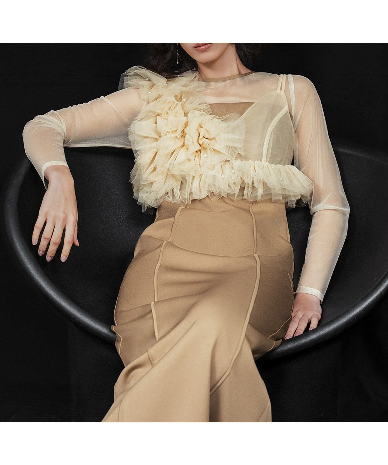 パール×フリルチュールの華やかレイヤードドレスセット 人気、トレンドファッション・服の通販 founy(ファニー) 【ガール/GIRL】 トレンドファッション・スタイル  Fashion Trends プチプライス、格安、低価格 Affordable ファッション Fashion レディースファッション WOMEN ワンピース Dress ドレス Party Dresses シンプル Simple スリット Slit ダブル Double チュール Tulle ドレス Dress バランス Balance パイピング Piping パール Pearl ビスチェ Bustier フリル Frills ランダム Random NEW・新作・新着・新入荷 New Arrivals プチプライス・低価格 Affordable エレガント 上品 Elegant 結婚式 Wedding Ceremony 二次会 Wedding Party |ID:prp329100004585789