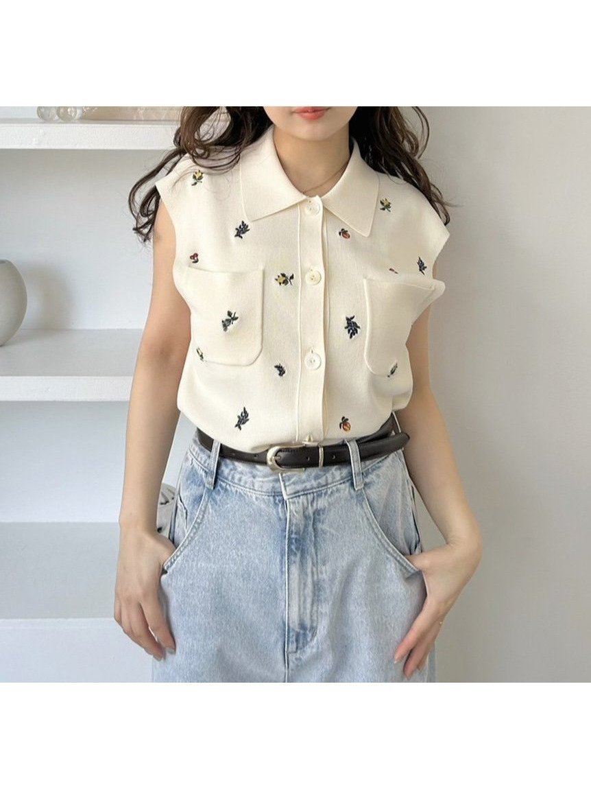 刺繍で魅せる華やかジレ フルーツ×フラワーで夏らしさ満点の一枚 人気、トレンドファッション・服の通販 founy(ファニー) 【フレイ アイディー/FRAY I.D】 トレンドファッション・スタイル  Fashion Trends ファッション、ブランド PICK UP! Spotlight on Fashion Brands ファッション Fashion レディースファッション WOMEN アウター Coat Outerwear トップス・カットソー Tops/Tshirt ニット Knit Tops ベスト/ジレ Gilets/Vests コレクション Collection トレンド Trend 人気 Popularity バランス Balance ポケット Pocket 夏 Summer |ID:prp329100004528132