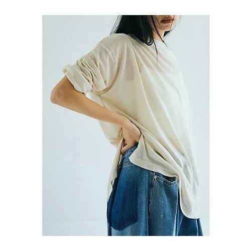 やわらかなとろみ素材で夏の日差しをやさしくガードする軽やかトップス 人気、トレンドファッション・服の通販 founy(ファニー) 【マージュール/marjour】 トレンドファッション・スタイル  Fashion Trends ファッション、ブランド PICK UP! Spotlight on Fashion Brands ファッション Fashion レディースファッション Ladies' Fashion Online インナー Inner キャミ Cami シアー Sheer ストレッチ Stretch とろみ Thickness タンク Tank ボトム Bottom ポケット Pocket 半袖 Short Sleeve 夏 Summer |ID:prp329100004590590