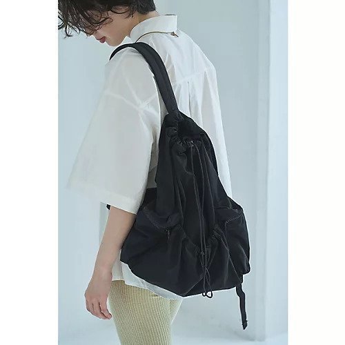 軽やかさと機能性を両立した、ミニマルデザインのドローストリングバックパック 人気、トレンドファッション・服の通販 founy(ファニー) 【マージュール/marjour】 トレンドファッション・スタイル  Fashion Trends ファッション、ブランド PICK UP! Spotlight on Fashion Brands ファッション Fashion レディースファッション Ladies' Fashion Online サンダル Sandals シャーリング Shirring ショルダー Shoulder ジップ Zip スポーティ Sporty 財布 Wallet ダメージ Damage ドレープ Drape ビーチ Beach フィット Fit フラット Flat フロント Front ポケット Pocket マグネット Magnet リュック Ruck Sack 旅行 Travel スーツケース キャリーケース Suitcase |ID:prp329100004590595
