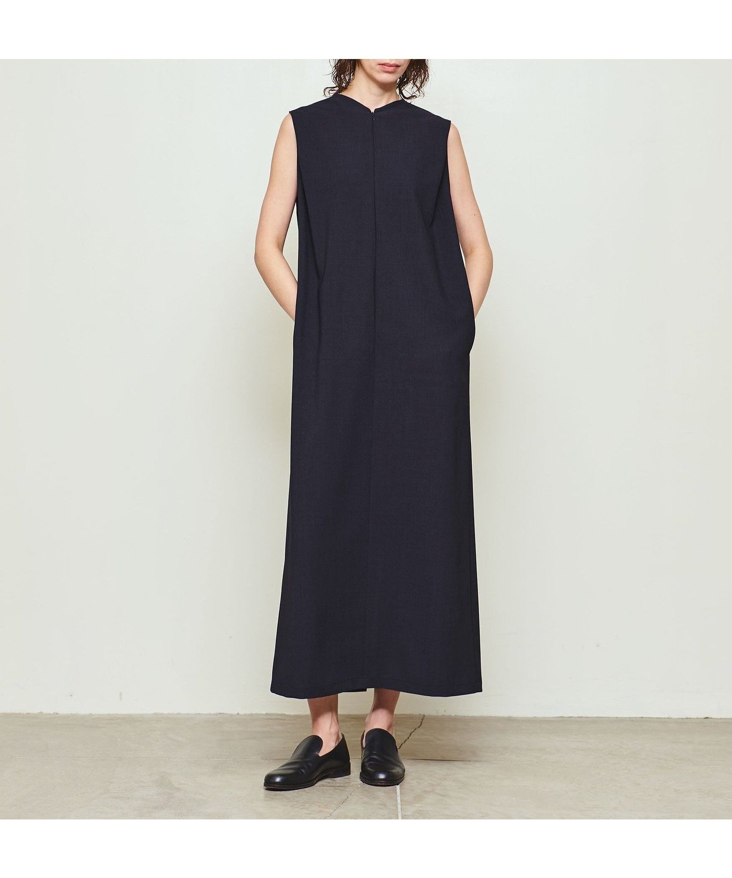 【UNITED ARROWS/ユナイテッドアローズ】ミニマルに魅せる スリーブレスIラインワンピース 人気、トレンドファッション・服の通販 founy(ファニー) 【ユナイテッドアローズ/UNITED ARROWS】 トレンドファッション・スタイル  Fashion Trends ファッション、ブランド PICK UP! Spotlight on Fashion Brands ファッション Fashion レディースファッション Ladies' Fashion Online ワンピース Dress ドレス Party Dresses エレガント 上品 Elegant コレクション Collection シューズ Shoes 定番 Standard バランス Balance フラット Flat フロント Front ベスト Vest おすすめ Recommend |ID:prp329100004591733