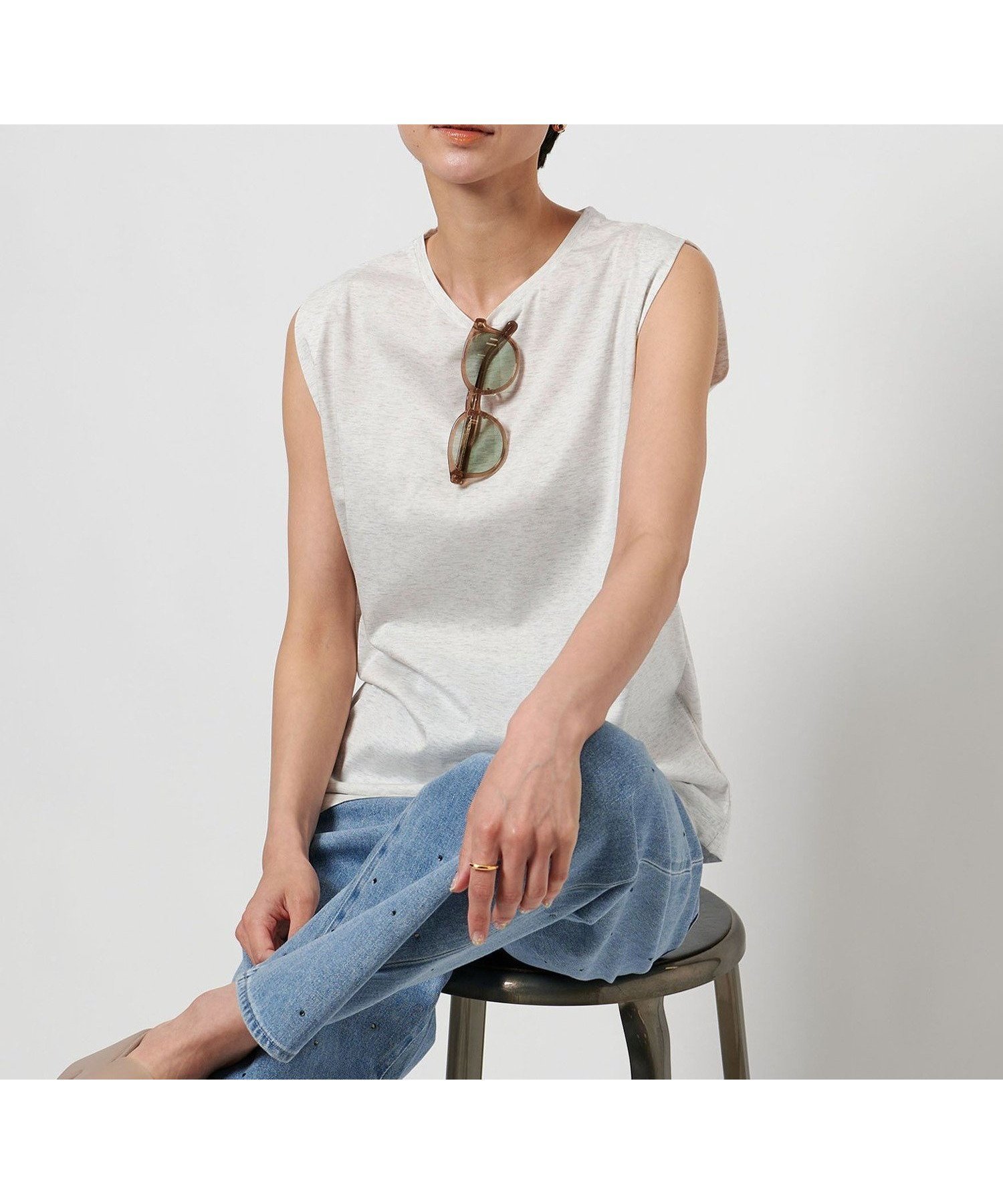 【UNITED ARROWS/ユナイテッドアローズ】直線アームで洗練された印象に ノースリーブカットソー 人気、トレンドファッション・服の通販 founy(ファニー) 【ユナイテッドアローズ/UNITED ARROWS】 トレンドファッション・スタイル  Fashion Trends ファッション、ブランド PICK UP! Spotlight on Fashion Brands ファッション Fashion レディースファッション Ladies' Fashion Online トップス・カットソー Tops/Tshirt キャミソール / ノースリーブ No Sleeves カットソー Cut and Sewn おすすめ Recommend インナー Inner カットソー Cut And Sew シルケット Mercerization ジャケット Jacket ノースリーブ No Sleeve ベーシック Basic |ID:prp329100004592780