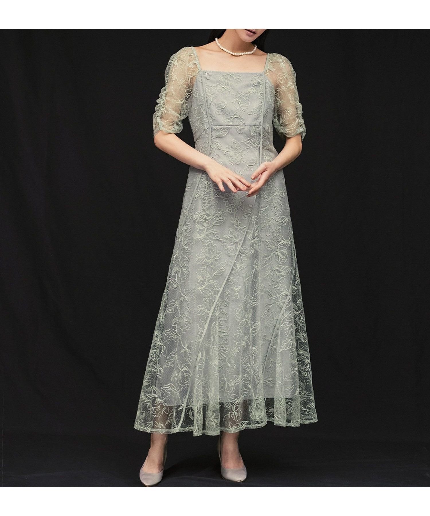 華やかに差をつける、大柄刺繍のスクエアネックフレアワンピース 人気、トレンドファッション・服の通販 founy(ファニー) 【ガール/GIRL】 トレンドファッション・スタイル  Fashion Trends プチプライス、格安、低価格 Affordable ファッション Fashion レディースファッション Ladies' Fashion Online ワンピース Dress ドレス Party Dresses NEW・新作・新着・新入荷 New Arrivals インナー Inner エレガント 上品 Elegant スクエア Square デコルテ Decolletage フラワー Flower フレア Flare プチプライス・低価格 Affordable 結婚式 Wedding Ceremony |ID:prp329100004591521