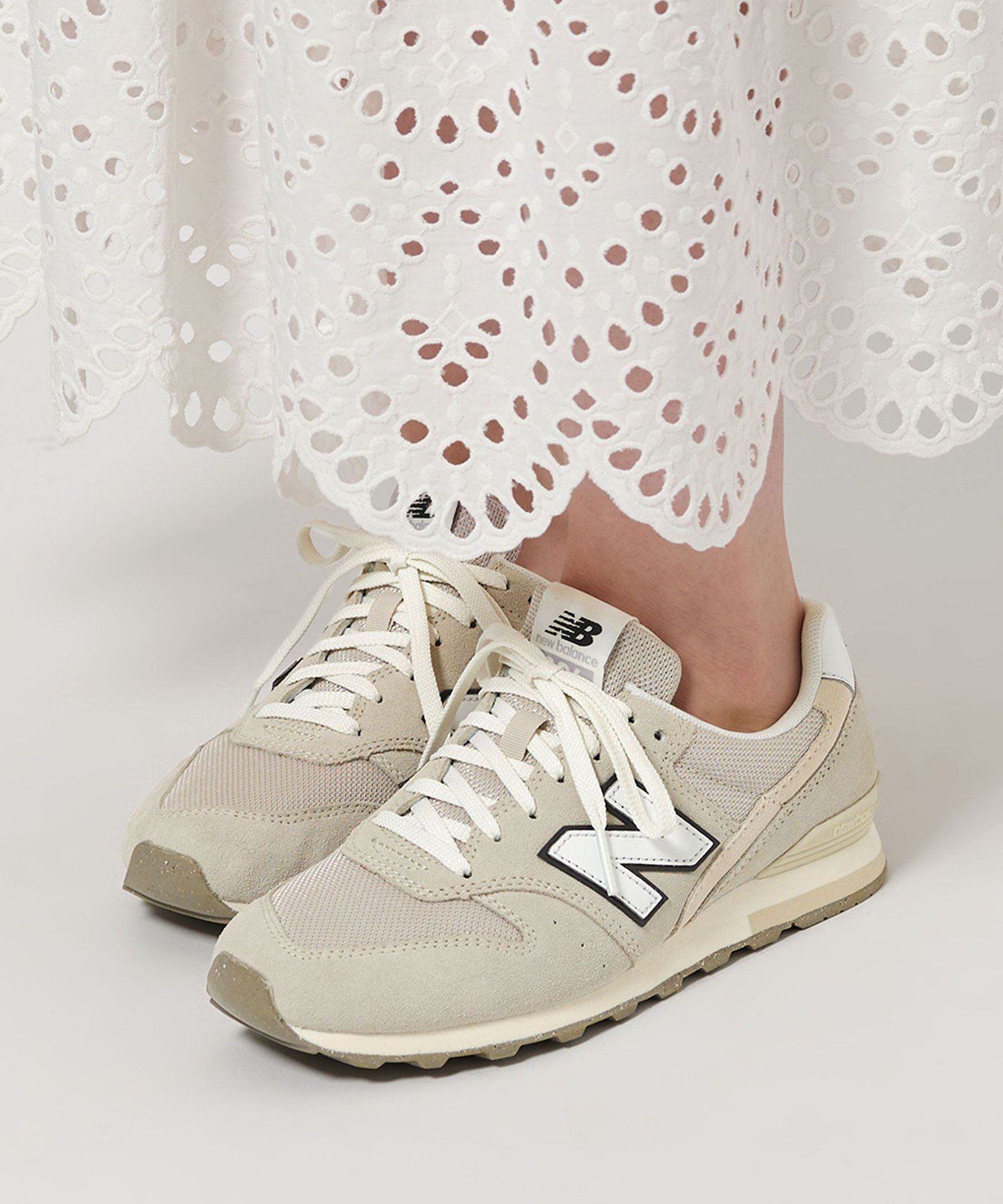【BEAUTY&YOUTH / UNITED ARROWS/ビューティ&ユース ユナイテッドアローズ】毎日のスタイルに寄り添う、スニーカー996のシーズナルカラーが登場 人気、トレンドファッション・服の通販 founy(ファニー) 【ビューティ&ユース ユナイテッドアローズ/BEAUTY&YOUTH / UNITED ARROWS】 トレンドファッション・スタイル  Fashion Trends ファッション、ブランド PICK UP! Spotlight on Fashion Brands ファッション Fashion レディースファッション Ladies' Fashion Online シェイプ Shape シューズ Shoes ジャケット Jacket スタイリッシュ Stylish スタンダード Standard スニーカー Sneakers スラックス Slacks トレンド Trend 定番 Standard バランス Balance フィット Fit ベーシック Basic メッシュ Mesh ワイド Wide ビジネス 仕事 通勤 Business |ID:prp329100004587151