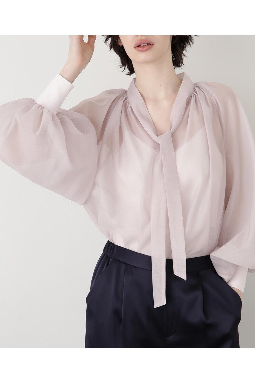 【hueLe Museum/ヒューエルミュージアム】存在感で魅せる、大人モードなパワースリーブブラウス 人気、トレンドファッション・服の通販 founy(ファニー) 【ヒューエルミュージアム/hueLe Museum】 トレンドファッション・スタイル  Trendy Fashion & Style ファッション、ブランド PICK UP! Must-Have Online Fashion Brands ファッション Fashion レディースファッション Fashion for Women トップス・カットソー Cut & Sew Tops シャツ・ブラウス・オフィスカジュアル Elegant Blouses & Button-Ups ギャザー Gathered, Ruffled スリーブ Sleeve, Long Sleeve / Short Sleeve フォルム Silhouette, Form ロング Long, Long-Length 新作・新入荷 New Arrivals / New In |ID:prp329100004606084