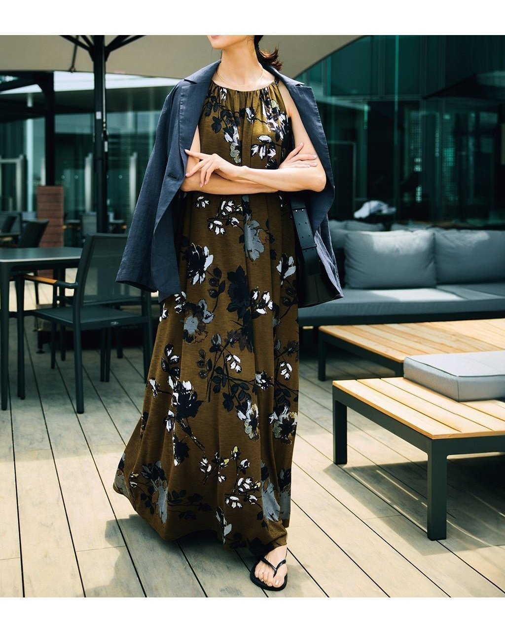 【DoCLASSE/ドゥクラッセ】涼やかに華やぐ 大人のためのアメリカンスリーブロングドレス 人気、トレンドファッション・服の通販 founy(ファニー) 【ドゥクラッセ/DoCLASSE】 トレンドファッション・スタイル  Trendy Fashion & Style ファッション、ブランド PICK UP! Must-Have Online Fashion Brands ファッション Fashion レディースファッション Fashion for Women ワンピース Dresses 新作・新入荷 New Arrivals / New In アメリカン American Style エレガント 上品 Elegant カットソー Cut and Sewn Top ギャザー Gathered, Ruffled スリーブ Sleeve, Long Sleeve / Short Sleeve ドレス Dress, One-Piece ドレープ Drape, Draping Fabric ポケット Pocket, Pocket Detail リゾート Resort, Vacation Style ロング Long, Long-Length 旅行 Travel |ID:prp329100004600862