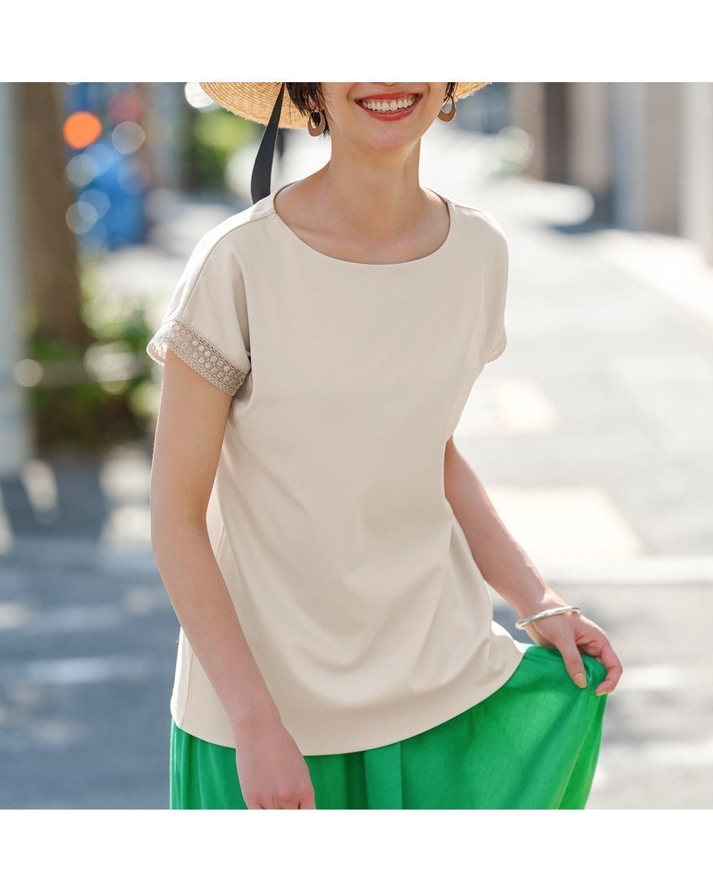 【DoCLASSE/ドゥクラッセ】品格も着心地も格別 スーピマコットン100%のドゥクラッセTシャツ 人気、トレンドファッション・服の通販 founy(ファニー) 【ドゥクラッセ/DoCLASSE】 トレンドファッション・スタイル  Trendy Fashion & Style ファッション、ブランド PICK UP! Must-Have Online Fashion Brands ファッション Fashion レディースファッション Fashion for Women トップス・カットソー Cut & Sew Tops シャツ・ブラウス・オフィスカジュアル Elegant Blouses & Button-Ups ロングTシャツ・Tシャツ Longline T-Shirts & Tees カットソー・ベーシックTシャツ Cut-and-Sewn Tops / Stretch Tees & Basics インナー Innerwear カットソー Cut and Sewn Top シンプル Simple, Minimal ジャケット Jacket, Outerwear ダブル Double, Double-Breasted デニム Denim, Jeans Material 定番 Standard, Basic Item なめらか Smooth, Silky Texture パール Pearl, Pearl Accent フレンチ French, French Style フロント Front, Front Design ベーシック Basic, Essential 半袖 Short Sleeve, Half Sleeve レース Lace, Lace Fabric 新作・新入荷 New Arrivals / New In おすすめ Recommended / Our Picks 夏 Summer ビジネス 仕事 通勤 Business / Work / Commuting |ID:prp329100004600876