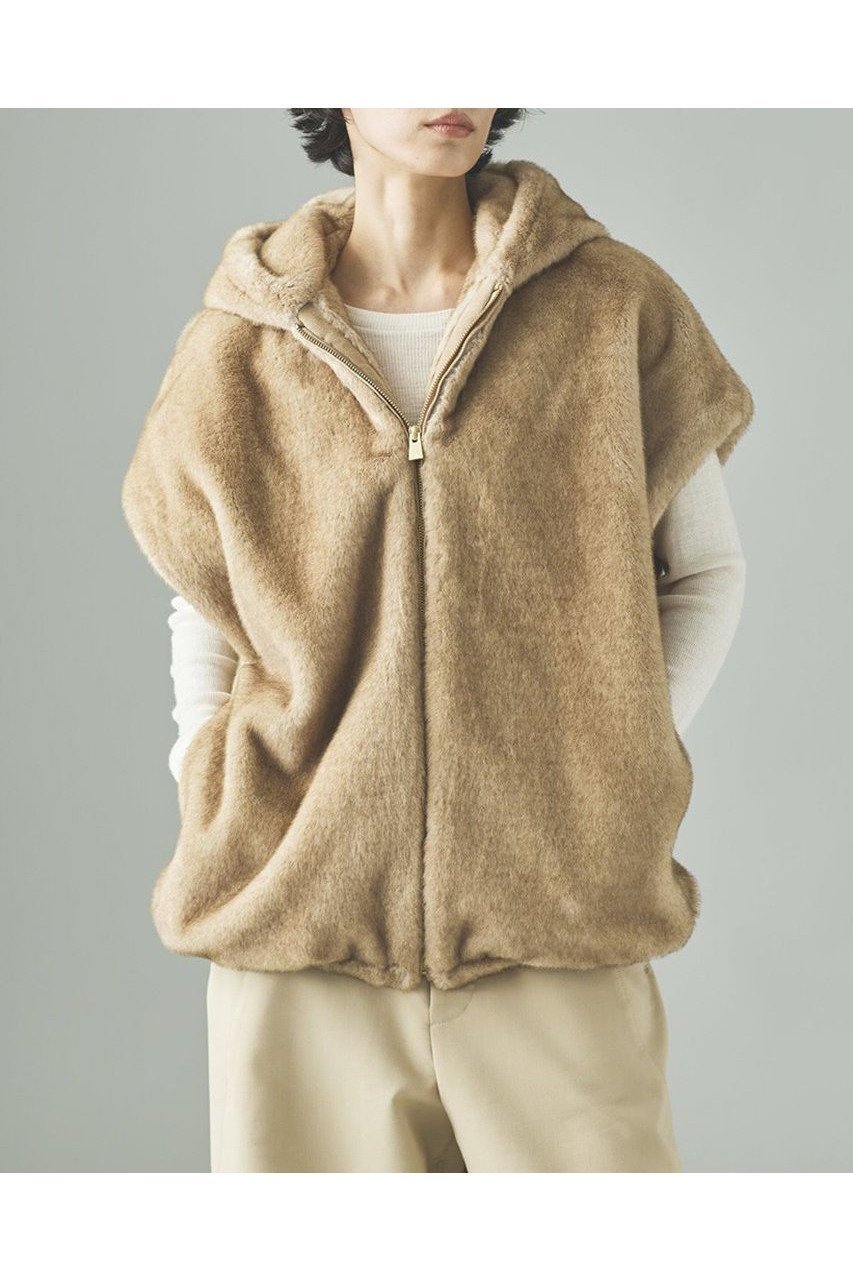 【Curensology/カレンソロジー】極上タッチのフェイクファーベストで秋冬スタイルを格上げ 人気、トレンドファッション・服の通販 founy(ファニー) 【カレンソロジー/Curensology】 トレンドファッション・スタイル  Trendy Fashion & Style トレンド・ファッションスタイル Fashion Trends & Styles ファッション Fashion レディースファッション Fashion for Women アウター Coat / Outerwear Collection レディースジャケット・軽アウター Jackets おすすめ Recommended / Our Picks ジャケット Jacket, Outerwear フェイクファー Faux Fur, Imitation Fur ベスト Vest, Waistcoat ポケット Pocket, Pocket Detail リアル Real, Realistic 新作・新入荷 New Arrivals / New In |ID:prp329100004609945