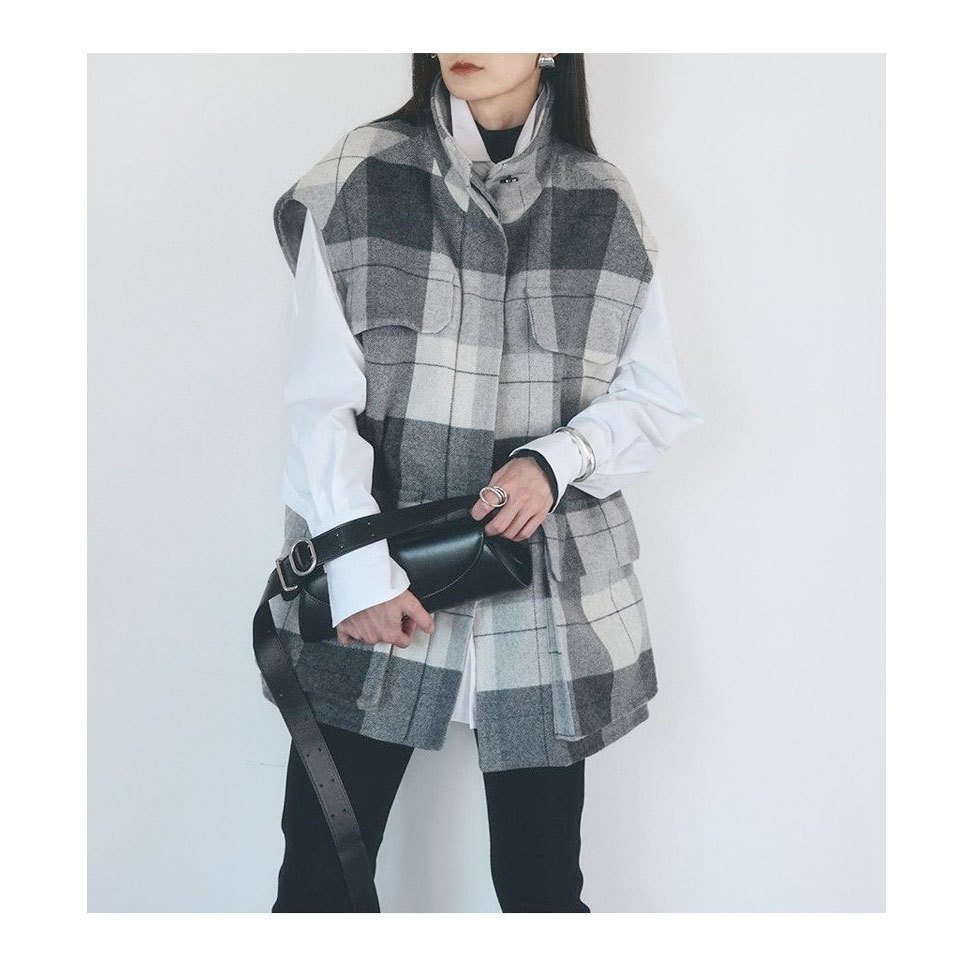 【カオスで叶える上質な大人ファッション】Chaos(カオス) 人気、トレンドファッション・服の通販 founy(ファニー) 【カオス/Chaos】 トレンドファッション・スタイル Trendy Fashion & Style ファッション、ブランド PICK UP! Must-Have Online Fashion Brands ファッション Fashion レディースファッション Fashion for Women アウター Coat / Outerwear Collection レディースジャケット・軽アウター Jackets コート・ロングコート・ピーコート Long Coats, Peacoats & More Pコート Pea Coats トップス・カットソー Cut & Sew Tops ニット Knit Tops & Sweaters カジュアルプルオーバー・ニットトップス Pullovers & Knit Tops / Casual Pullovers シャツ・ブラウス・オフィスカジュアル Elegant Blouses & Button-Ups ジャケット Jacket, Outerwear スタンド Stand Collar, Upright Stand ドロップ Drop Shoulder, Dropped Style ブルゾン Blouson, Bomber Jacket ベスト Vest, Waistcoat 新作・新入荷 New Arrivals / New In カフス Cuff Design クラシカル Classical, Vintage-Inspired スリーブ Sleeve, Long Sleeve / Short Sleeve ドレス Dress, One-Piece モダン Modern, Contemporary ロング Long, Long-Length 秋 Autumn A/W・秋冬 Autumn/Winter |ID:stp329100000006516