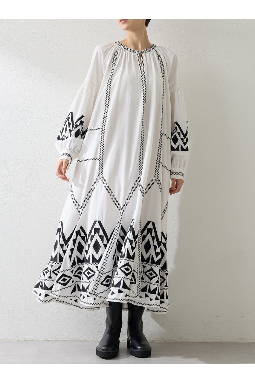 【ウィムガゼット / Whim Gazette】のエンブロイダリーワンピース 人気、トレンドファッション・服の通販 founy(ファニー) 【ウィムガゼット/Whim Gazette】 トレンドファッション・スタイル  Trendy Fashion & Style ファッション、ブランド PICK UP! Must-Have Online Fashion Brands ファッション Fashion レディースファッション Fashion for Women ワンピース Dresses チュニック Tunic Tops & Dresses 2025年 2025 2025-2026秋冬・A/W Autumn/Winter 2025–26 AW25–26 アクセサリー Fashion Accessories インド Indian Textile エスニック Ethnic Style シューズ Shoes, Footwear チュニック Tunic, Long Top デニム Denim, Jeans Material モチーフ Motif, Design Theme モノトーン Monotone, Black and White ロング Long, Long-Length A/W・秋冬 Autumn/Winter |ID:prp329100004614055