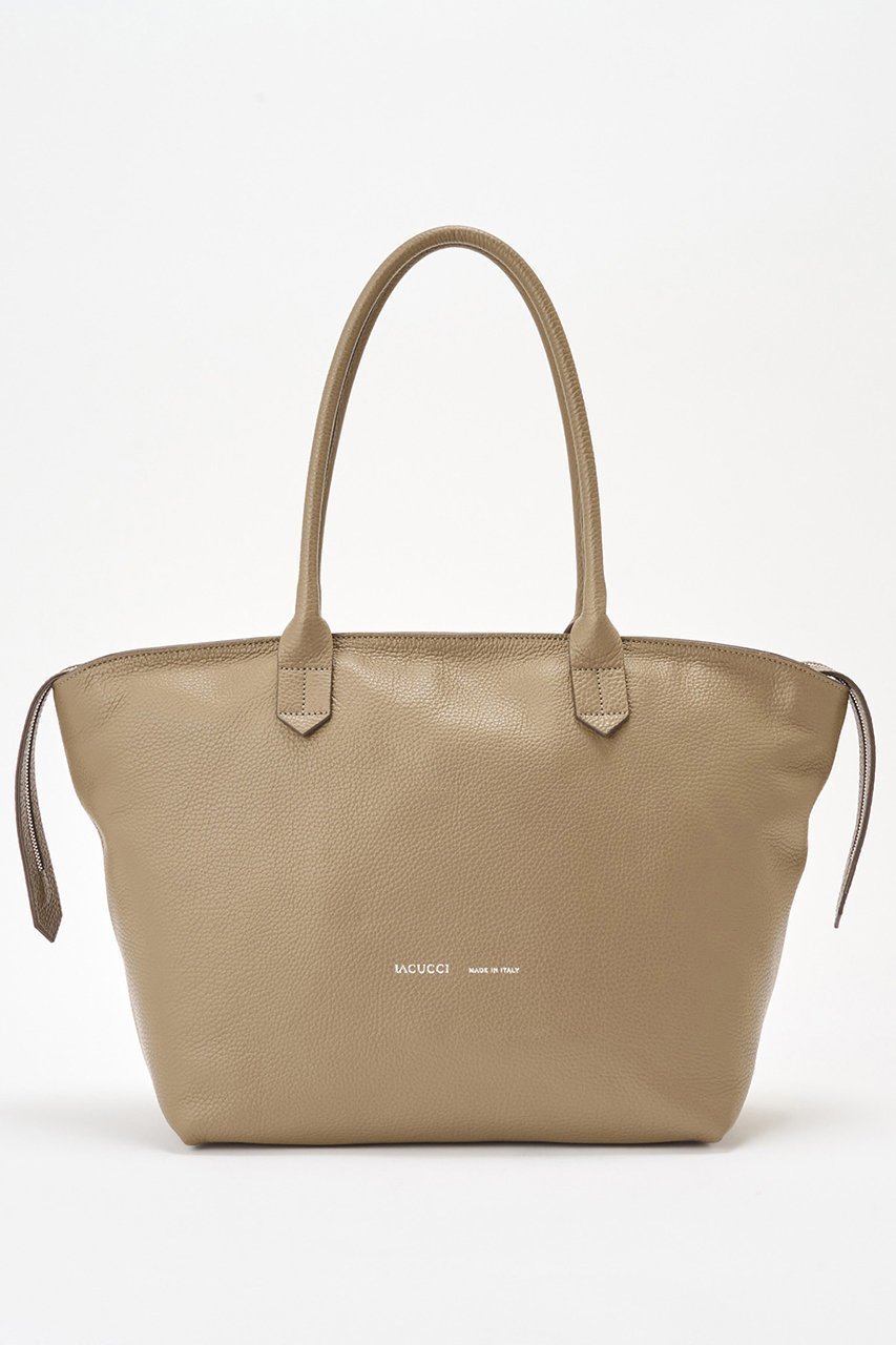 【イアクッチ / IACUCCI】のアミーカ CERVO 人気、トレンドファッション・服の通販 founy(ファニー) 【イアクッチ/IACUCCI】 トレンドファッション・スタイル  Trendy Fashion & Style ファッション、ブランド PICK UP! Must-Have Online Fashion Brands ファッション Fashion レディースファッション Fashion for Women バッグ Bags クラシカル Classical, Vintage-Inspired シンプル Simple, Minimal スポーティ Sporty, Casual Athletic ポケット Pocket, Pocket Detail A/W・秋冬 Autumn/Winter おすすめ Recommended / Our Picks ビジネス 仕事 通勤 Business / Work / Commuting 2025年 2025 2025-2026秋冬・A/W Autumn/Winter 2025–26 AW25–26 |ID:prp329100004615922