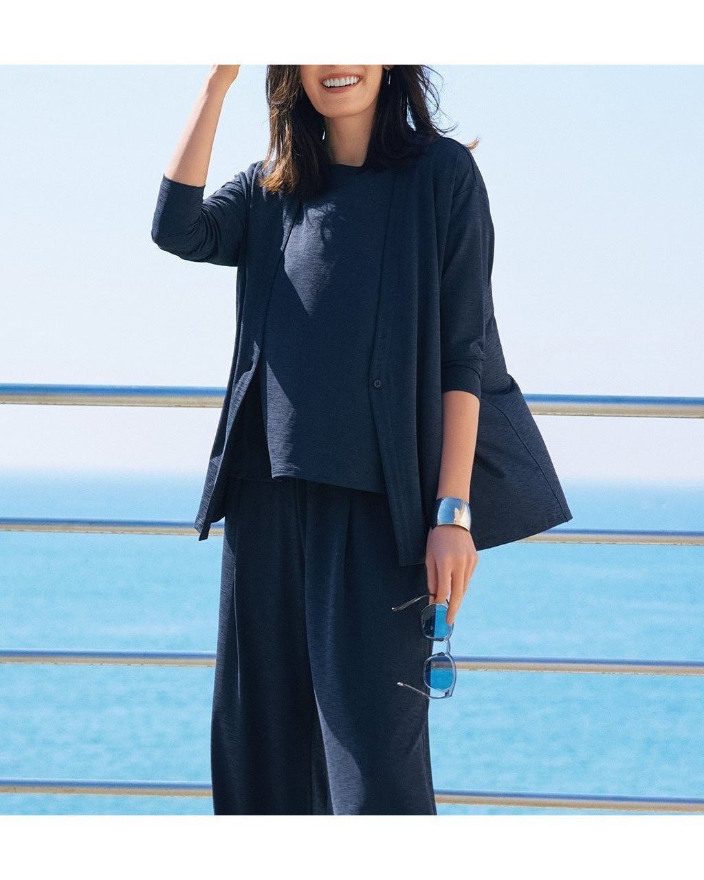 【ドゥクラッセ / DoCLASSE】のUVスラブ・ジェットセッターズ/2点セット 人気、トレンドファッション・服の通販 founy(ファニー) 【ドゥクラッセ/DoCLASSE】 トレンドファッション・スタイル  Trendy Fashion & Style ファッション、ブランド PICK UP! Must-Have Online Fashion Brands ファッション Fashion レディースファッション Fashion for Women セットアップ Matching Sets カーディガン Cardigan, Knitwear シンプル Simple, Minimal ストーン Stone, Gem-Like スリーブ Sleeve, Long Sleeve / Short Sleeve セットアップ Set-Up, Coordinated Outfit ドレープ Drape, Draping Fabric 人気 Popular, Best Seller バランス Balance, Style Balance フレンチ French, French Style ボトム Bottoms, Lower Wear 無地 Plain, Solid Color ワイド Wide, Wide Fit 旅行 Travel |ID:prp329100004485549