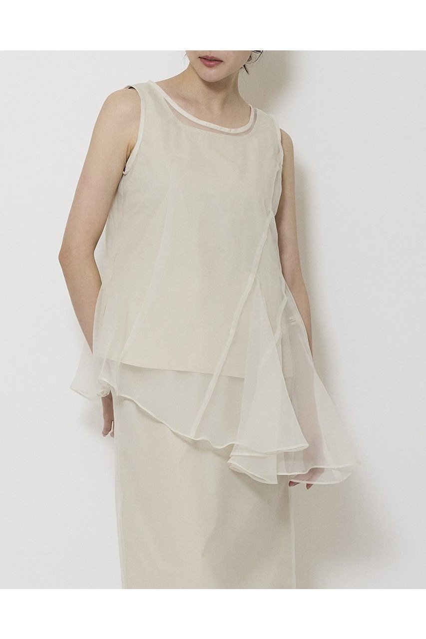 【ミラ ショーン バイ チカ キサダ / mila schon by chika kisada】のアシンメトリー オーガンジーブラウス 人気、トレンドファッション・服の通販 founy(ファニー) 【ミラ ショーン バイ チカ キサダ/mila schon by chika kisada】 トレンドファッション・スタイル  Trendy Fashion & Style ファッション、ブランド PICK UP! Must-Have Online Fashion Brands ファッション Fashion レディースファッション Fashion for Women トップス・カットソー Cut & Sew Tops キャミソール&ノースリーブ Camisoles & Sleeveless Tops シャツ・ブラウス・オフィスカジュアル Elegant Blouses & Button-Ups 2025年 2025 2025-2026秋冬・A/W Autumn/Winter 2025–26 AW25–26 おすすめ Recommended / Our Picks アシンメトリー Asymmetrical Style オーガンジー Organza Fabric セットアップ Set-Up, Coordinated Outfit タフタ Taffeta, Structured Fabric ノースリーブ Sleeveless, No-Sleeve A/W・秋冬 Autumn/Winter |ID:prp329100004645506