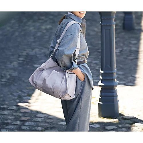 【エクラ / eclat】のエッセンシャル ミディアム ダッフル 人気、トレンドファッション・服の通販 founy(ファニー) 【エクラ/eclat】 トレンドファッション・スタイル  Trendy Fashion & Style ファッション、ブランド PICK UP! Must-Have Online Fashion Brands ファッション Fashion レディースファッション Fashion for Women 軽量 Lightweight, Ultra Light シルバー Silver, Metallic Silver 人気 Popular, Best Seller バランス Balance, Style Balance ファブリック Fabric, Textile ポケット Pocket, Pocket Detail 別注 Limited Edition, Custom Order 旅行 Travel エレガント 上品 Elegant |ID:prp329100004654643