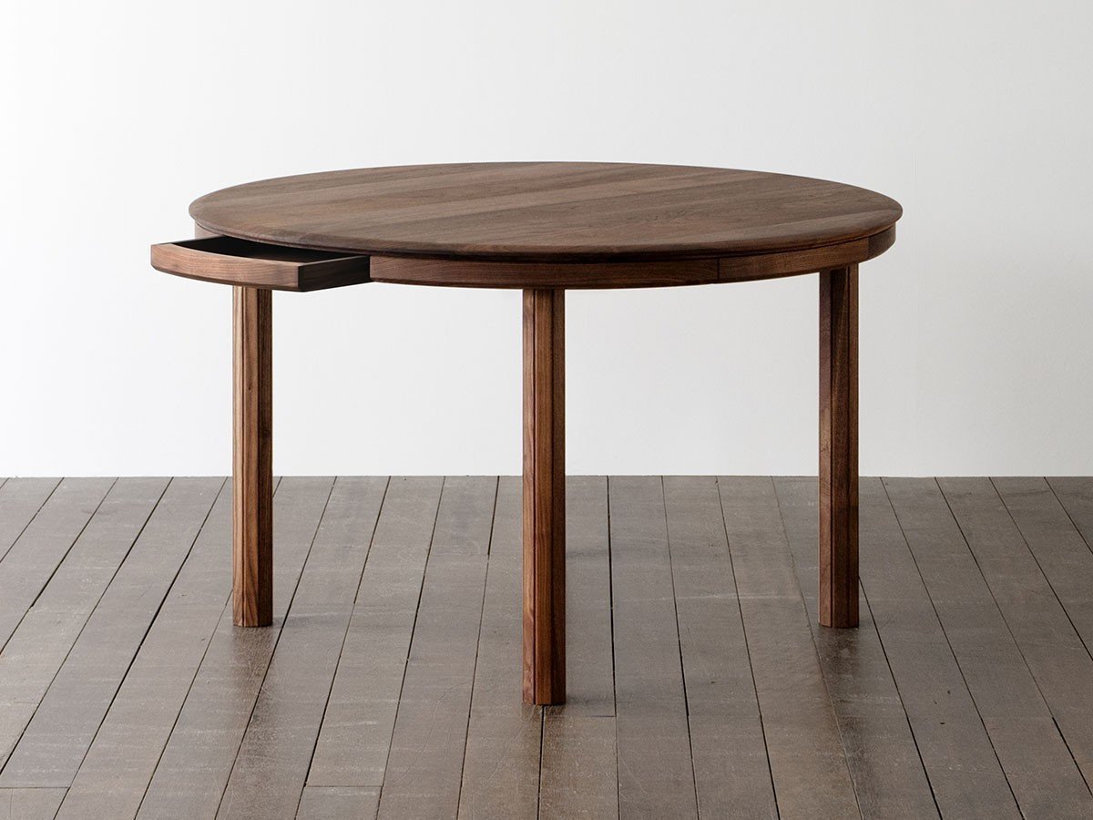 【松井木工 / MATSUI MOKKO】のSAJI Dining Table drawer / サジ ダイニングテーブル ドロワー 人気、トレンドファッション・服の通販 founy(ファニー) 【松井木工/MATSUI MOKKO / GOODS】 トレンドファッション・スタイル  Trendy Fashion & Style インテリア・デザイナーズ家具 Top Interior & Designer Furniture シンプル Simple, Minimal ステーショナリー Stationery, Office Supplies チェリー Cherry, Cherry Pattern テーブル Table, Dining Table バランス Balance, Style Balance ラウンド Round, Round Neck ホーム・キャンプ・アウトドア・お取り寄せ Home Living / Home & Lifestyle / Camping Gear / Outdoor Camping 家具・インテリア Home Furniture & Interior. Stylish & Functional Living Spaces テーブル Dining, Coffee & Side Tables ダイニングテーブル・食卓テーブル Dining Tables |ID:prp329100004671527