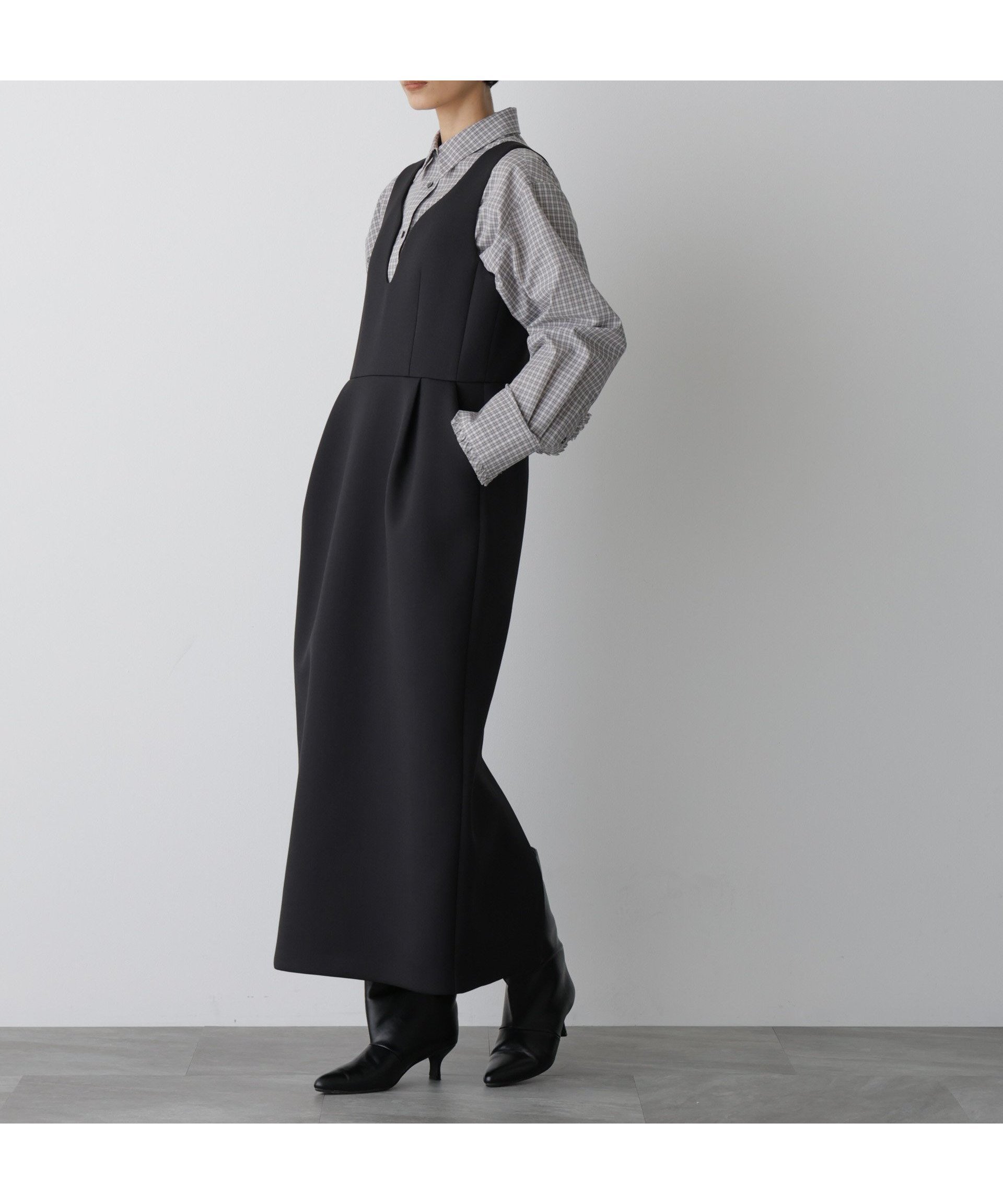 【ナノ ユニバース / nano universe】の「STEVELOUR」ダンボールボトルドレス 人気、トレンドファッション・服の通販 founy(ファニー) 【ナノ ユニバース/nano universe】 トレンドファッション・スタイル  Trendy Fashion & Style ファッション、ブランド PICK UP! Must-Have Online Fashion Brands ファッション Fashion レディースファッション Fashion for Women トップス・カットソー Cut & Sew Tops ベロアトップス Velour Tops / Velvet-Look Items ワンピース Dresses フォーマル・パーティードレス・結婚式用ドレス Elegant & Casual Dresses アクセサリー Fashion Accessories 今季 This Season, Current Season タートル Turtleneck, Turtle Collar ツイル Twist, Twisted Detail ドレス Dress, One-Piece パーティ Party, Party Style パール Pearl, Pearl Accent フェミニン Feminine, Girly ボンディング Bonding, Bonded Fabric 日本製 Made In Japan エレガント 上品 Elegant 2025年 2025 2025-2026秋冬・A/W Autumn/Winter 2025–26 AW25–26 |ID:prp329100004685509