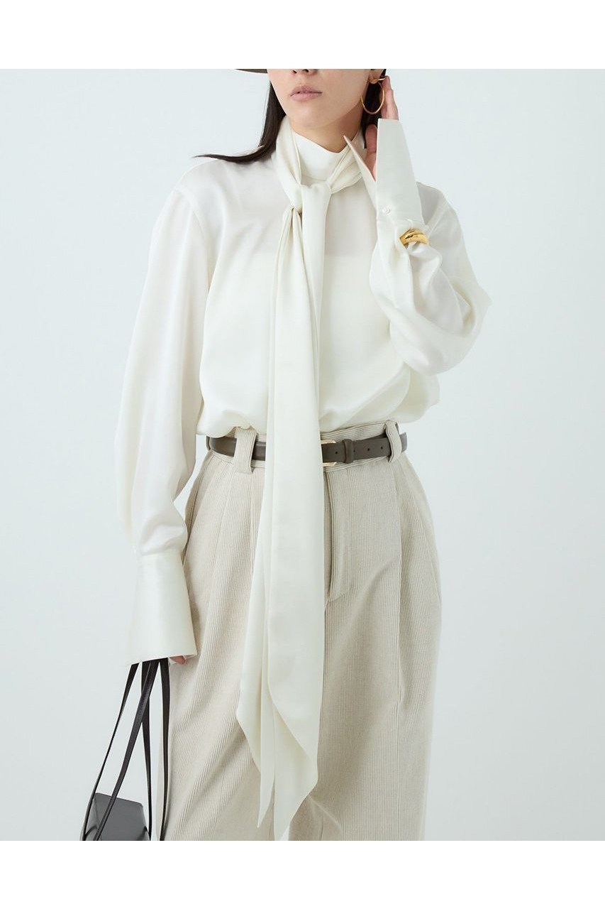 【カオス / Chaos】のイレーネブラウス 人気、トレンドファッション・服の通販 founy(ファニー) 【カオス/Chaos】 トレンドファッション・スタイル  Trendy Fashion & Style ファッション、ブランド PICK UP! Must-Have Online Fashion Brands ファッション Fashion レディースファッション Fashion for Women トップス・カットソー Cut & Sew Tops シャツ・ブラウス・オフィスカジュアル Elegant Blouses & Button-Ups インナー Innerwear エレガント 上品 Elegant カフス Cuff Design クラシック Classic, Timeless Style サテン Satin, Glossy Fabric ショルダー Shoulder, Shoulder Strap シルク Silk, 100% Silk ジャケット Jacket, Outerwear スタンド Stand Collar, Upright Stand スリーブ Sleeve, Long Sleeve / Short Sleeve ドレス Dress, One-Piece ドレープ Drape, Draping Fabric ドロップ Drop Shoulder, Dropped Style マニッシュ Mannish, Boyish ロング Long, Long-Length 新作・新入荷 New Arrivals / New In |ID:prp329100004703598