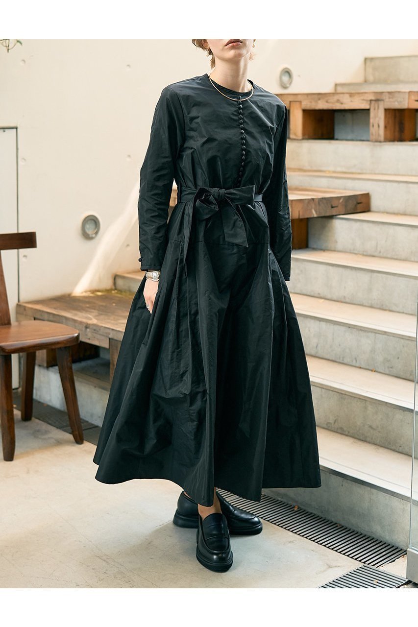 【デザイン ワークス / DESIGN WORKS】のフィット&フレアタフタワンピース 人気、トレンドファッション・服の通販 founy(ファニー) 【デザイン ワークス/DESIGN WORKS】 トレンドファッション・スタイル  Trendy Fashion & Style ファッション、ブランド PICK UP! Must-Have Online Fashion Brands ファッション Fashion レディースファッション Fashion for Women ワンピース Dresses チュニック Tunic Tops & Dresses おすすめ Recommended / Our Picks アクセサリー Fashion Accessories エレガント 上品 Elegant カーディガン Cardigan, Knitwear クラシカル Classical, Vintage-Inspired シューズ Shoes, Footwear タフタ Taffeta, Structured Fabric ダウン Down, Puffer チュニック Tunic, Long Top バランス Balance, Style Balance パール Pearl, Pearl Accent フィット Fit, Slim Fit フラット Flat, Flat Shoes リボン Ribbon, Bow ロング Long, Long-Length |ID:prp329100004769239