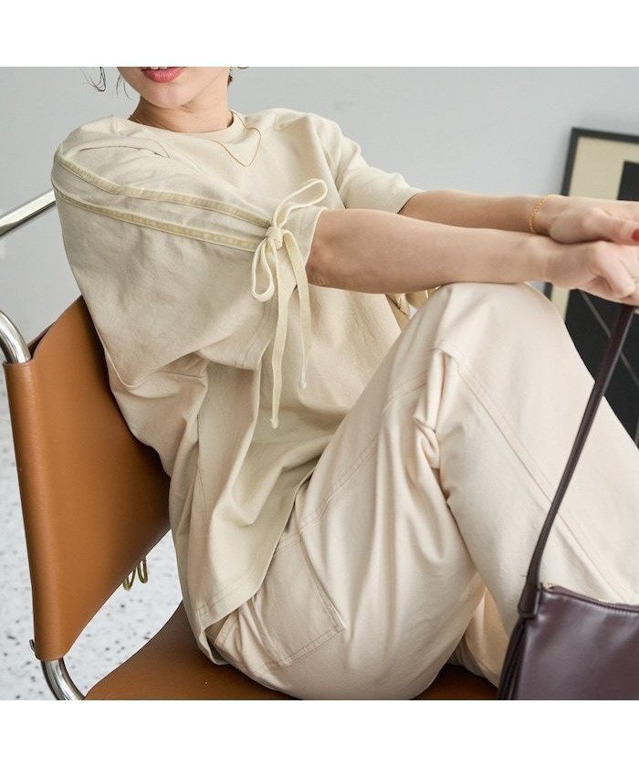 【ベロアリボンラインがアクセントのスポーティミックスラグラン半袖Tシャツ】FREAK'S STORE(フリークスストア)通販 人気、トレンドファッション・服の通販 founy(ファニー) 【フリークスストア/FREAK'S STORE】 トレンドファッション・スタイル  Trendy Fashion & Style ファッション、ブランド PICK UP! Must-Have Online Fashion Brands ファッション Fashion レディースファッション Fashion for Women トップス・カットソー Cut & Sew Tops シャツ・ブラウス・オフィスカジュアル Elegant Blouses & Button-Ups ロングTシャツ・Tシャツ Longline T-Shirts & Tees ベロアトップス Velour Tops / Velvet-Look Items 春 Spring スポーティ Sporty, Casual Athletic スリーブ Sleeve, Long Sleeve / Short Sleeve デニム Denim, Jeans Material フェミニン Feminine, Girly フレア Flare, Flared ベロア Velour, Soft Velvet ボトム Bottoms, Lower Wear 半袖 Short Sleeve, Half Sleeve ミリタリー Military, Army Style リボン Ribbon, Bow S/S・春夏 SS, Spring/Summer, Warm Season おすすめ Recommended / Our Picks 夏 Summer 2026年 2026 |ID:prp329100004933457