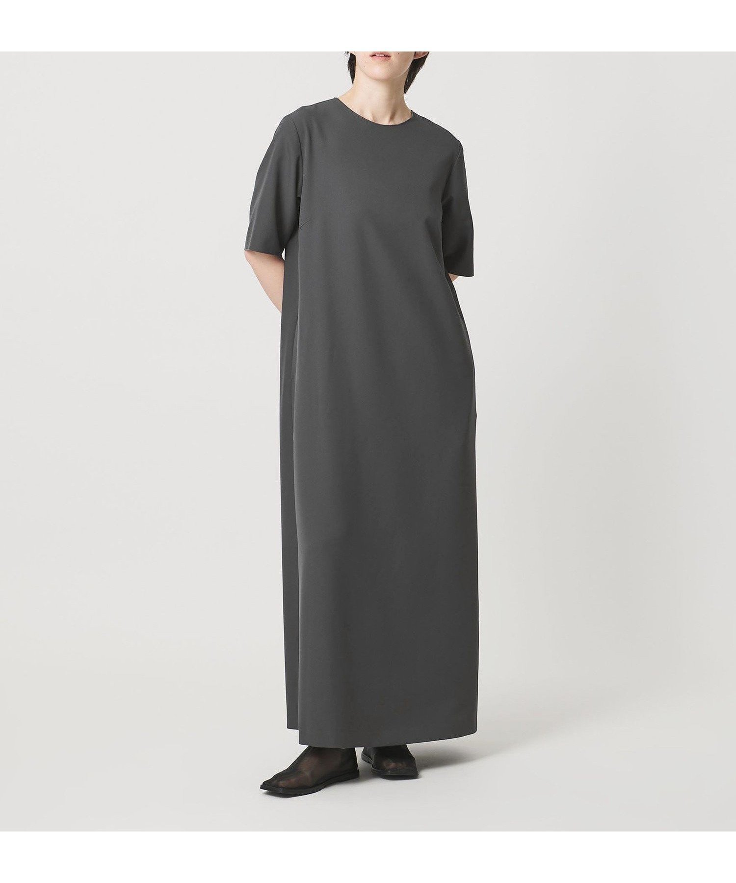 【メロー仕上げがやわらかさを添える上品な5分袖ロングワンピース】BEAUTY&YOUTH UNITED ARROWS(ビューティアンドユースユナイテッドアローズ)通販 人気、トレンドファッション・服の通販 founy(ファニー) 【ビューティ&ユース ユナイテッドアローズ/BEAUTY&YOUTH / UNITED ARROWS】 トレンドファッション・スタイル  Trendy Fashion & Style ファッション、ブランド PICK UP! Must-Have Online Fashion Brands ファッション Fashion レディースファッション Fashion for Women ワンピース Dresses シンプル Simple, Minimal 人気 Popular, Best Seller ベーシック Basic, Essential ポケット Pocket, Pocket Detail マキシ Maxi, Full Length ロング Long, Long-Length エレガント 上品 Elegant ビジネス 仕事 通勤 Business / Work / Commuting |ID:prp329100004933418