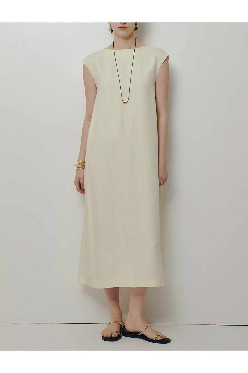 【アルアバイル / allureville】きれいめ派!レストラン・美術館OK!旅ワンピース上品な華やぎを纏うバックオープンワンピース 人気、トレンドファッション・服の通販 founy(ファニー) 【アルアバイル/allureville】 トレンドファッション・スタイル  Trendy Fashion & Style トレンド・ファッションスタイル Fashion Trends & Styles ファッション Fashion レディースファッション Fashion for Women ワンピース Dresses チュニック Tunic Tops & Dresses サテン Satin, Glossy Fabric チュニック Tunic, Long Top フロント Front, Front Design ロング Long, Long-Length エレガント 上品 Elegant 新作・新入荷 New Arrivals / New In 無地 Plain, Solid Color |ID:prp329100004911672