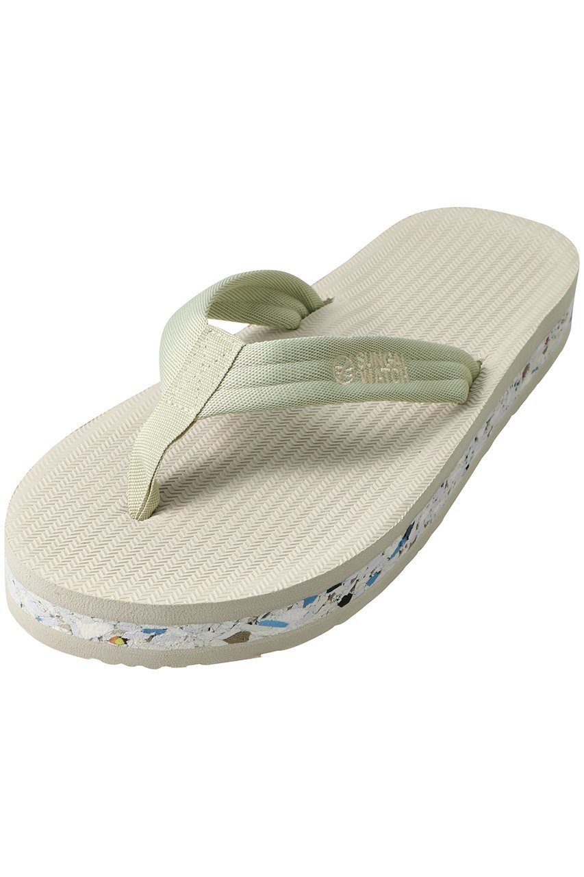 軽やかな履き心地とミニマルデザインが魅力の万能ビーチサンダル indosole(インドソール) 人気、トレンドファッション・服の通販 founy(ファニー) 【インドソール/indosole】 トレンドファッション・スタイル  Trendy Fashion & Style トレンド・ファッションスタイル Fashion Trends & Styles ファッション Fashion レディースファッション Fashion for Women ユニセックス Unisex, Genderless サンダル Sandals, Summer Shoes ビーチ Beach, Seaside フィット Fit, Slim Fit 新作・新入荷 New Arrivals / New In 旅行 Travel |ID:prp329100004942579