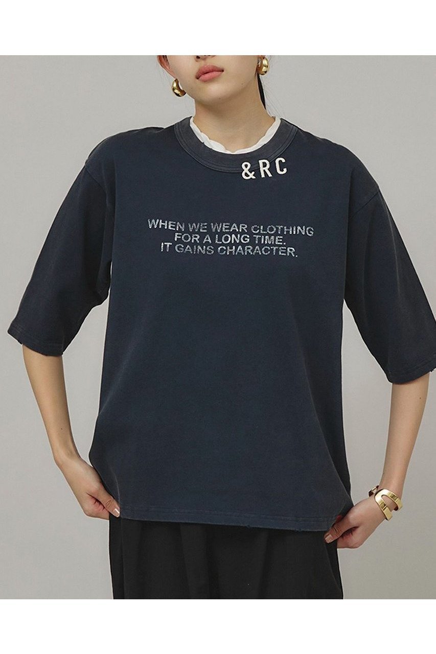 ヴィンテージライクな加工と抜け感のあるオーバーサイズが魅力の別注ショートスリーブTシャツ 大人の最旬トレンドファッション＆コーディネート founy(ファウニー) 【カレンソロジー/Curensology】 トレンドファッション・スタイル  Trendy Fashion & Style トレンド・ファッションスタイル Fashion Trends & Styles ファッション Fashion レディースファッション Fashion for Women トップス・カットソー Cut & Sew Tops シャツ・ブラウス・オフィスカジュアル Elegant Blouses & Button-Ups ロングTシャツ・Tシャツ Longline T-Shirts & Tees カットソー・ベーシックTシャツ Cut-and-Sewn Tops / Stretch Tees & Basics クラッシュ Distressed, Crashed Style ショート Short, Short Length スペシャル Special, Limited Edition スリーブ Sleeve, Long Sleeve / Short Sleeve バランス Balance, Style Balance 別注 Limited Edition, Custom Order |ID:prp329100004929460